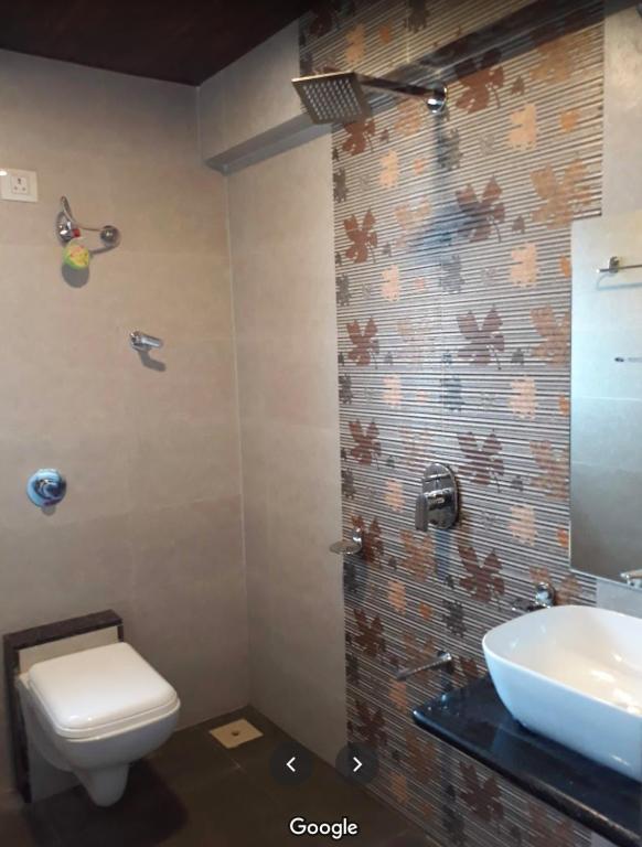 Gold Nest Valley View 3BHK (3DAYS MINI. STAY) view 2