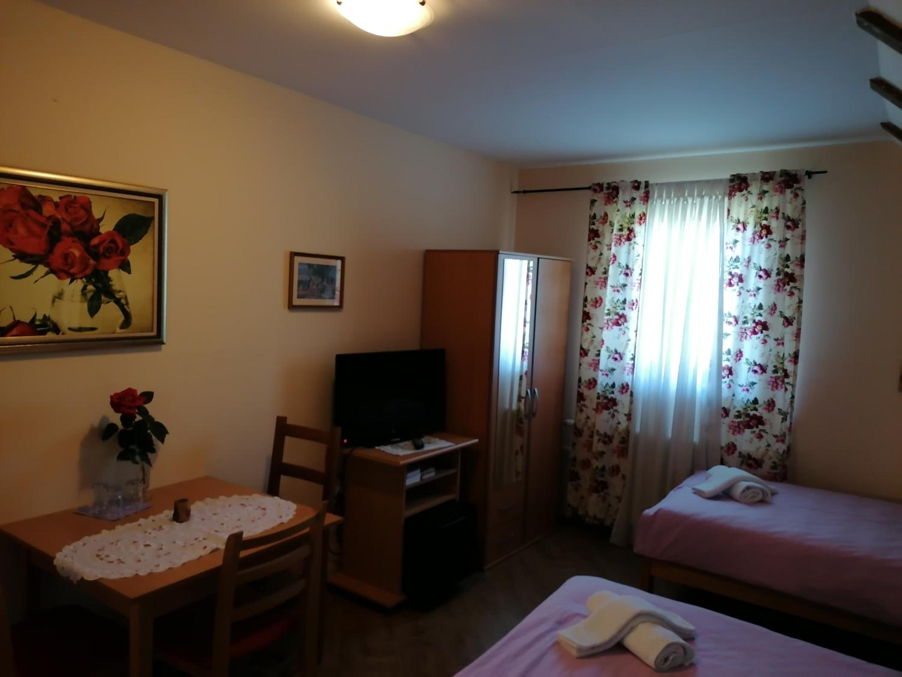 Photo 45