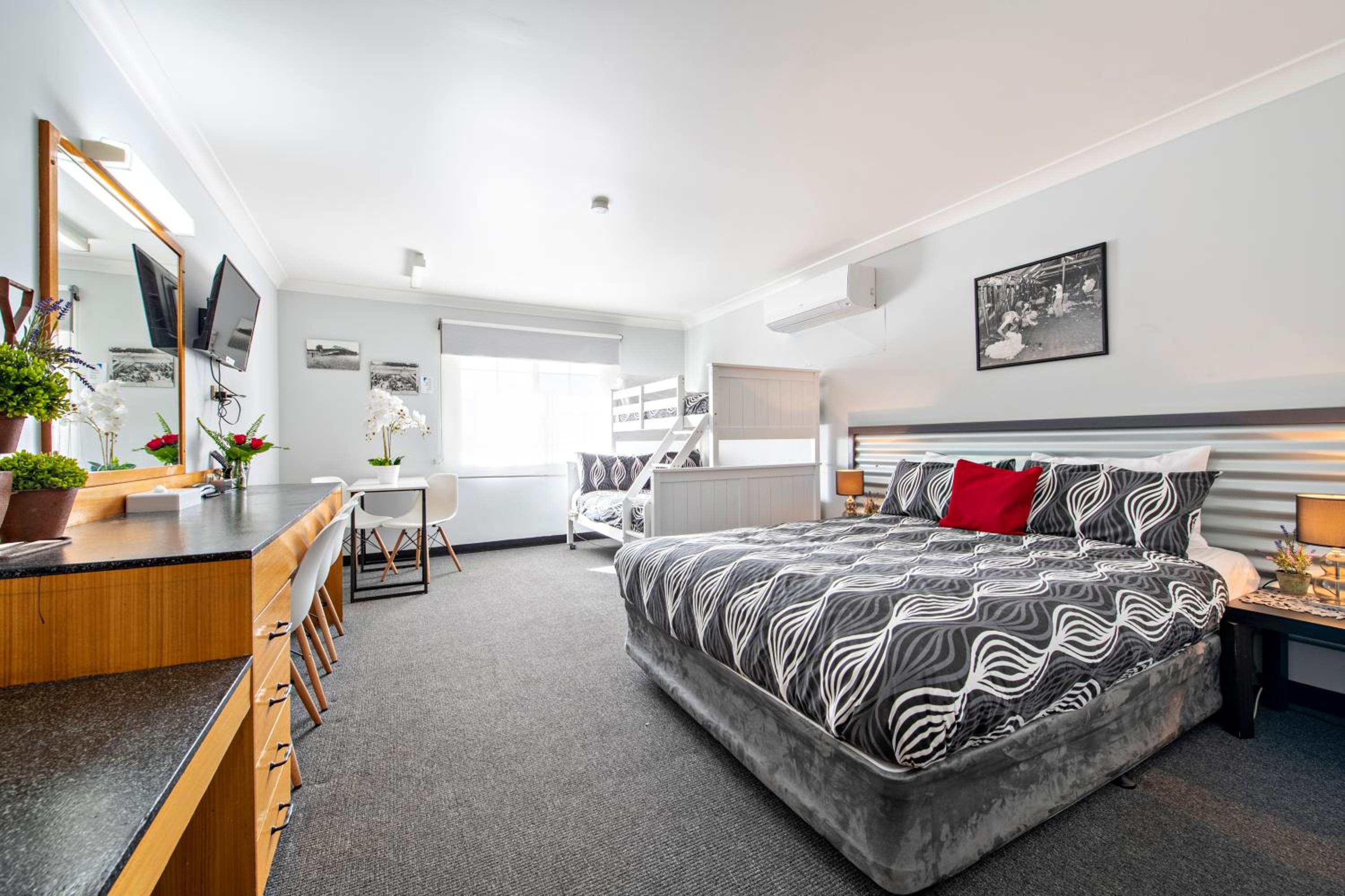 Shearing Shed Motor Inn