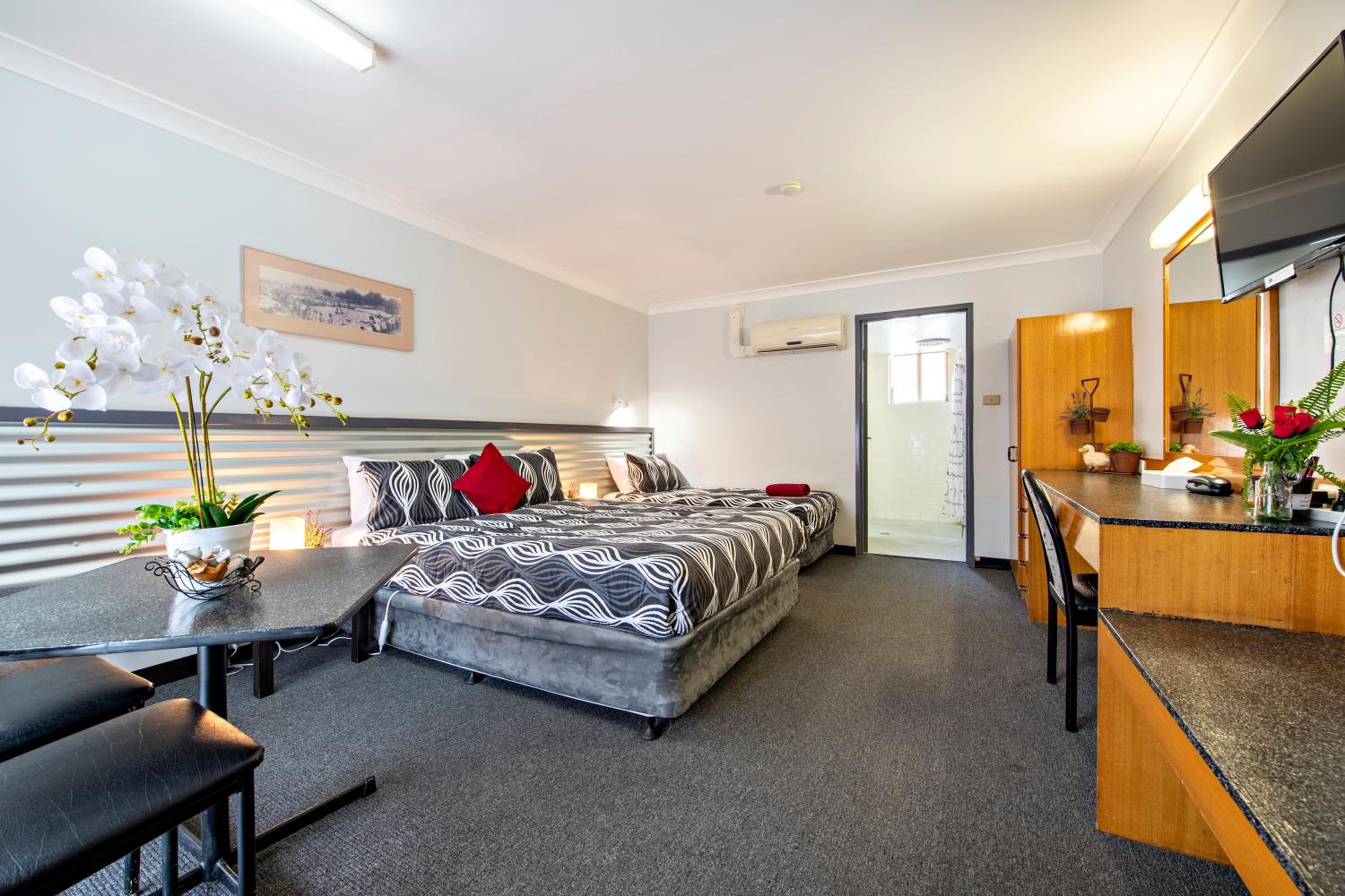 Shearing Shed Motor Inn