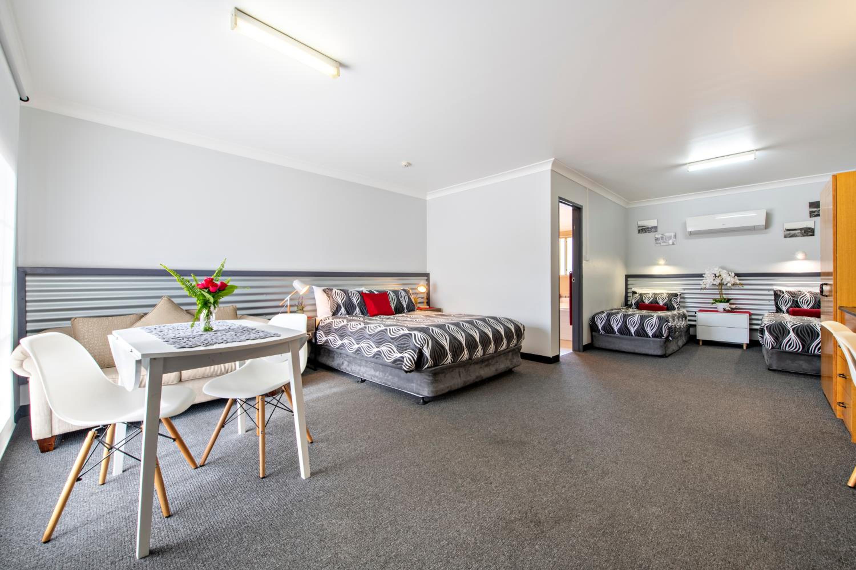 Shearing Shed Motor Inn