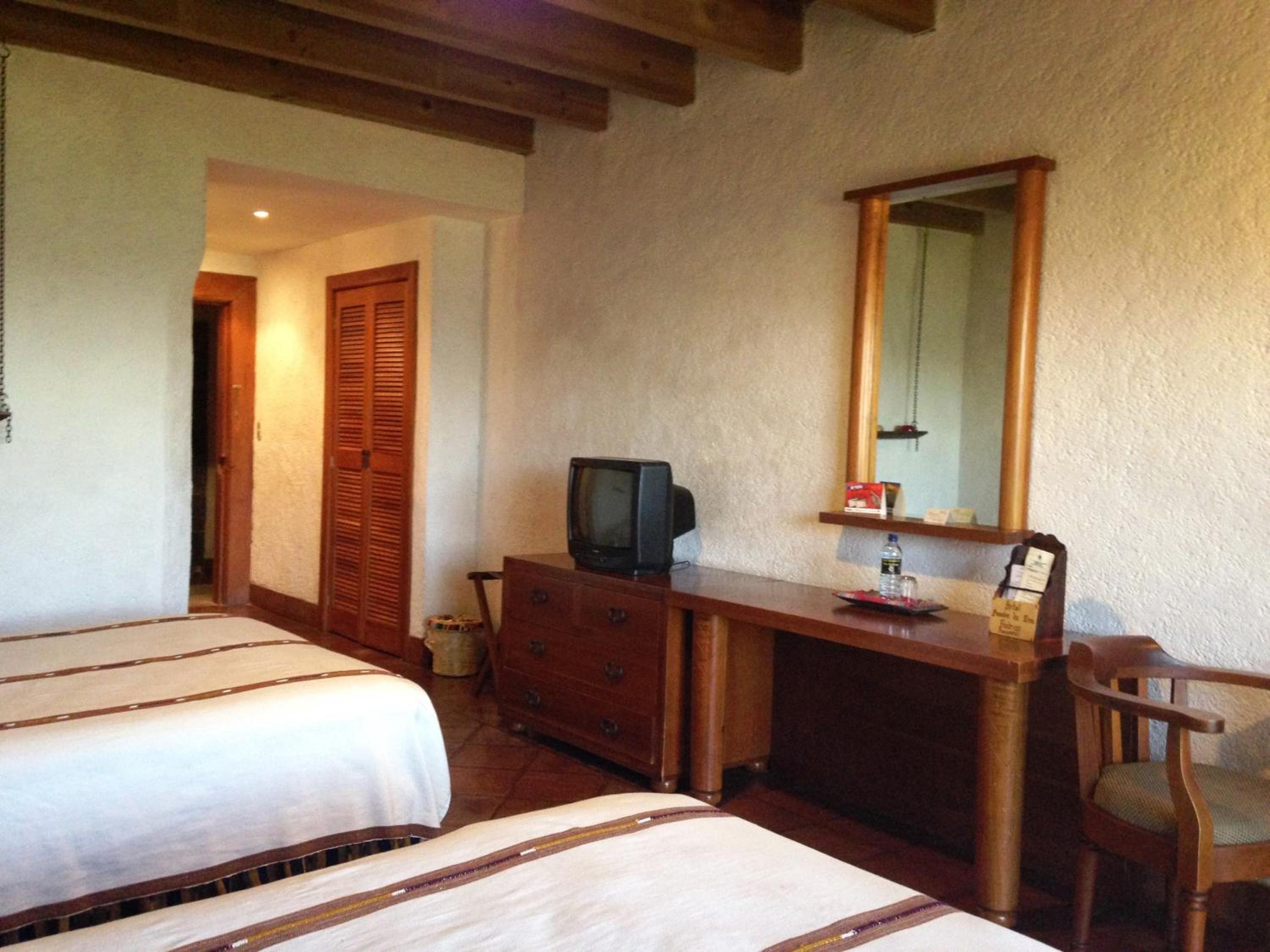 Panajachel Vacations - Hotel Posada de Don Rodrigo Panajachel - Property Image 2