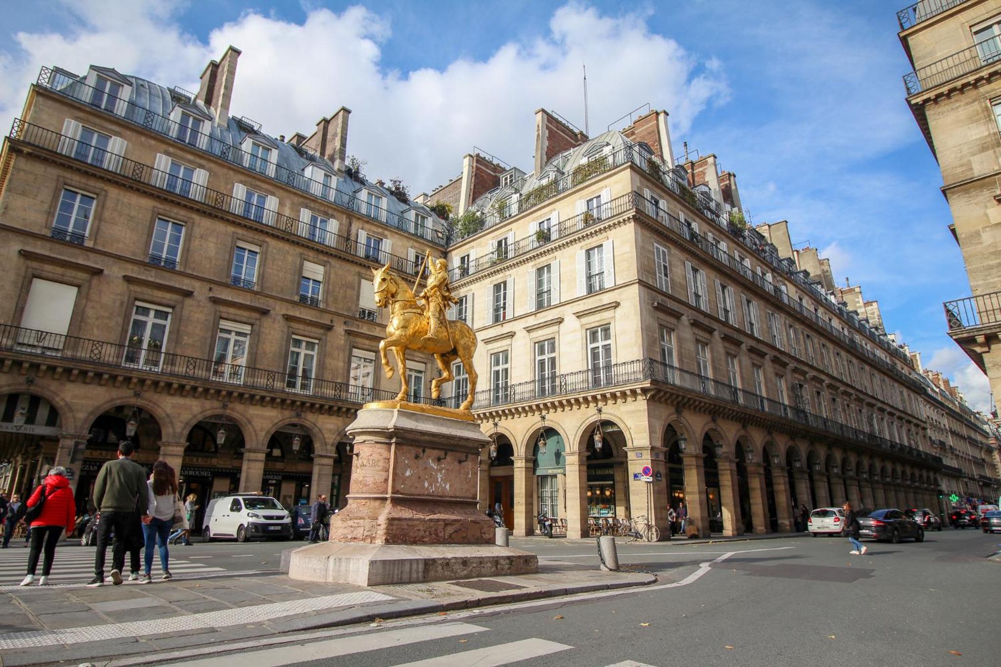 Modern Apt 3BDR/3BATH - Louvre Museum/Tuileries