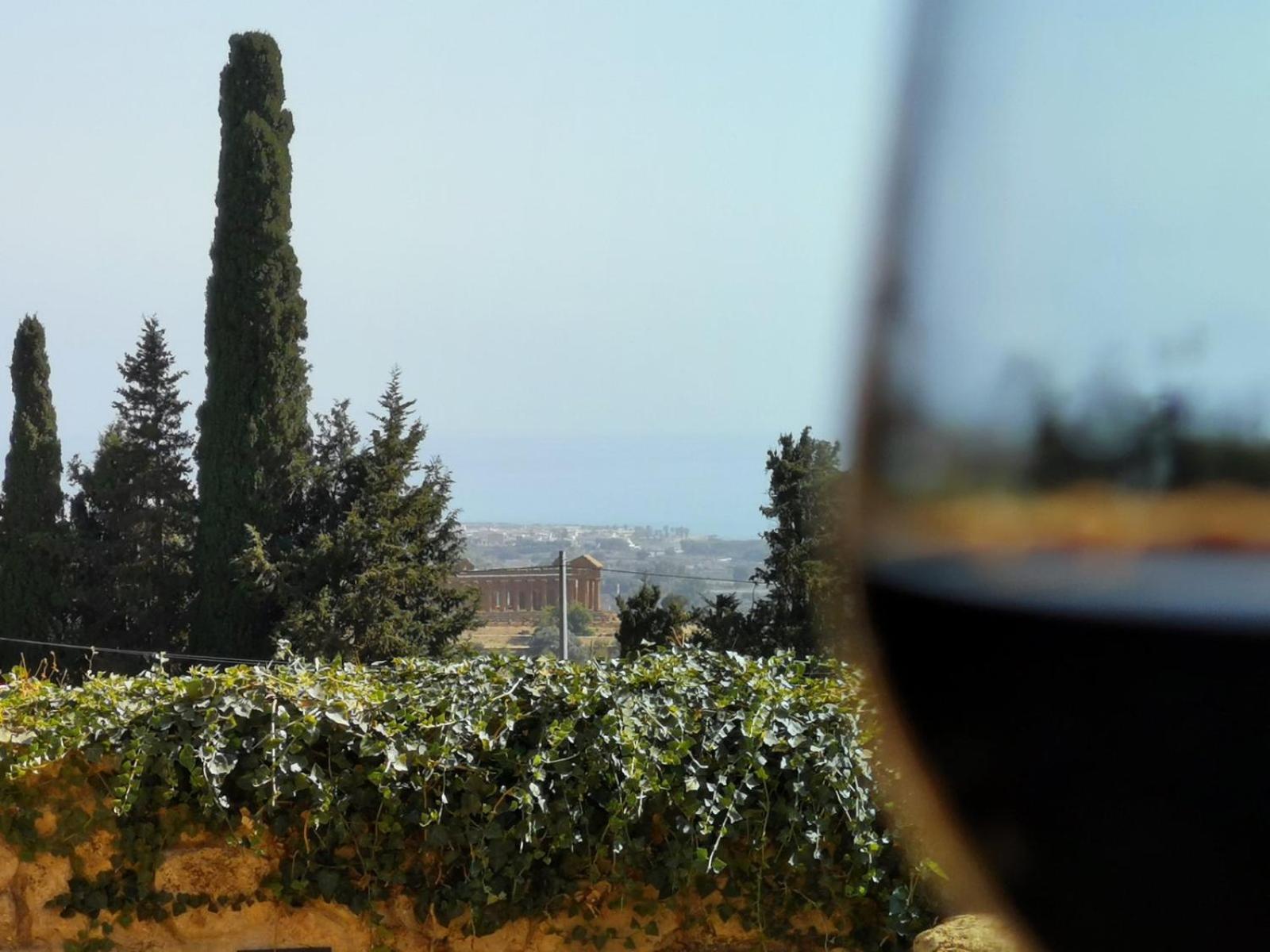 Villa La Lumia B&B Suites & Apartments