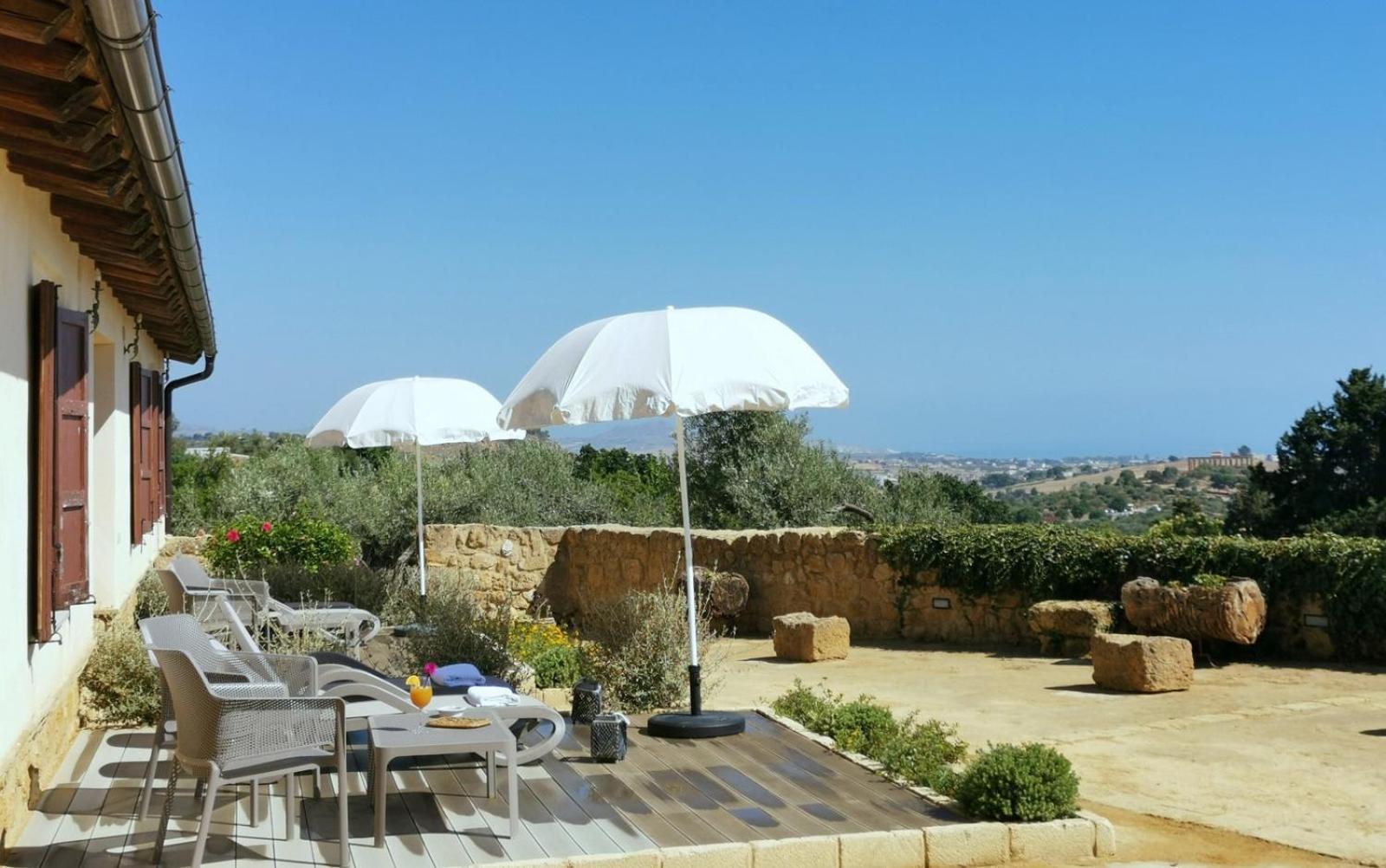 Villa La Lumia B&B Suites & Apartments