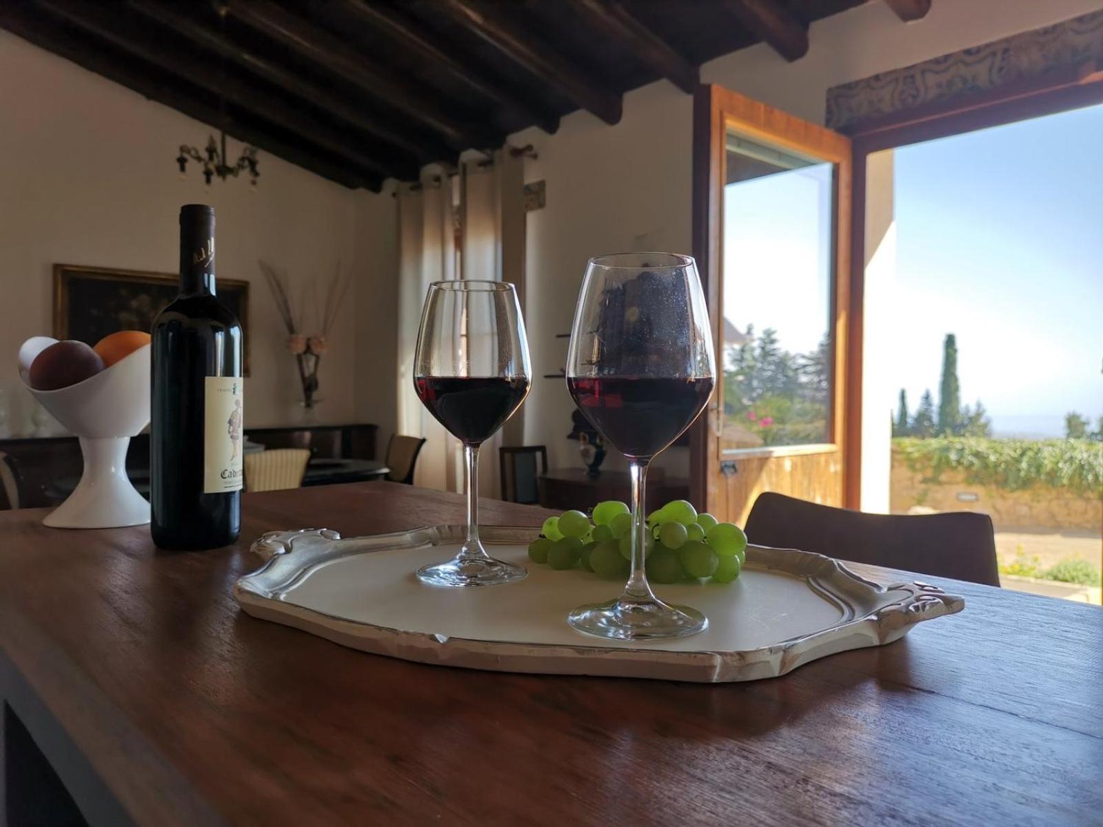 Villa La Lumia B&B Suites & Apartments