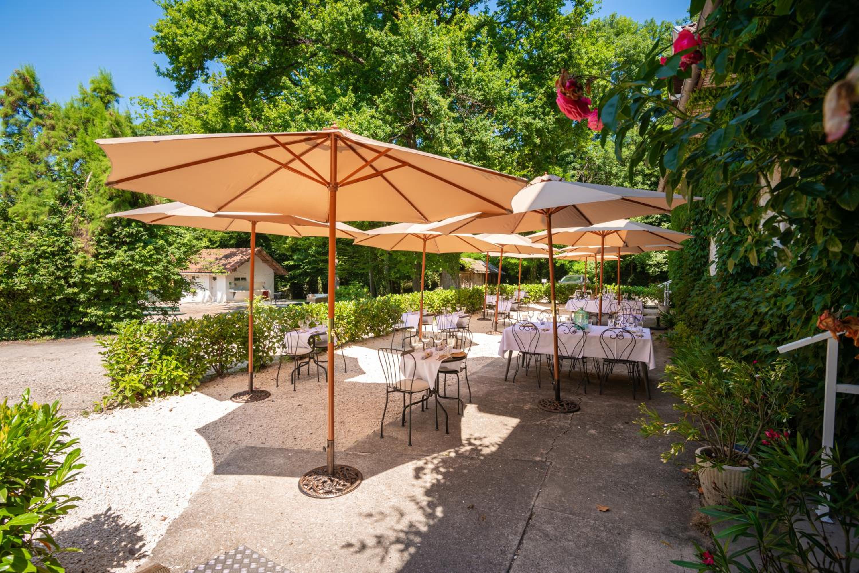 Chateau des Ayes - Chambres & suites