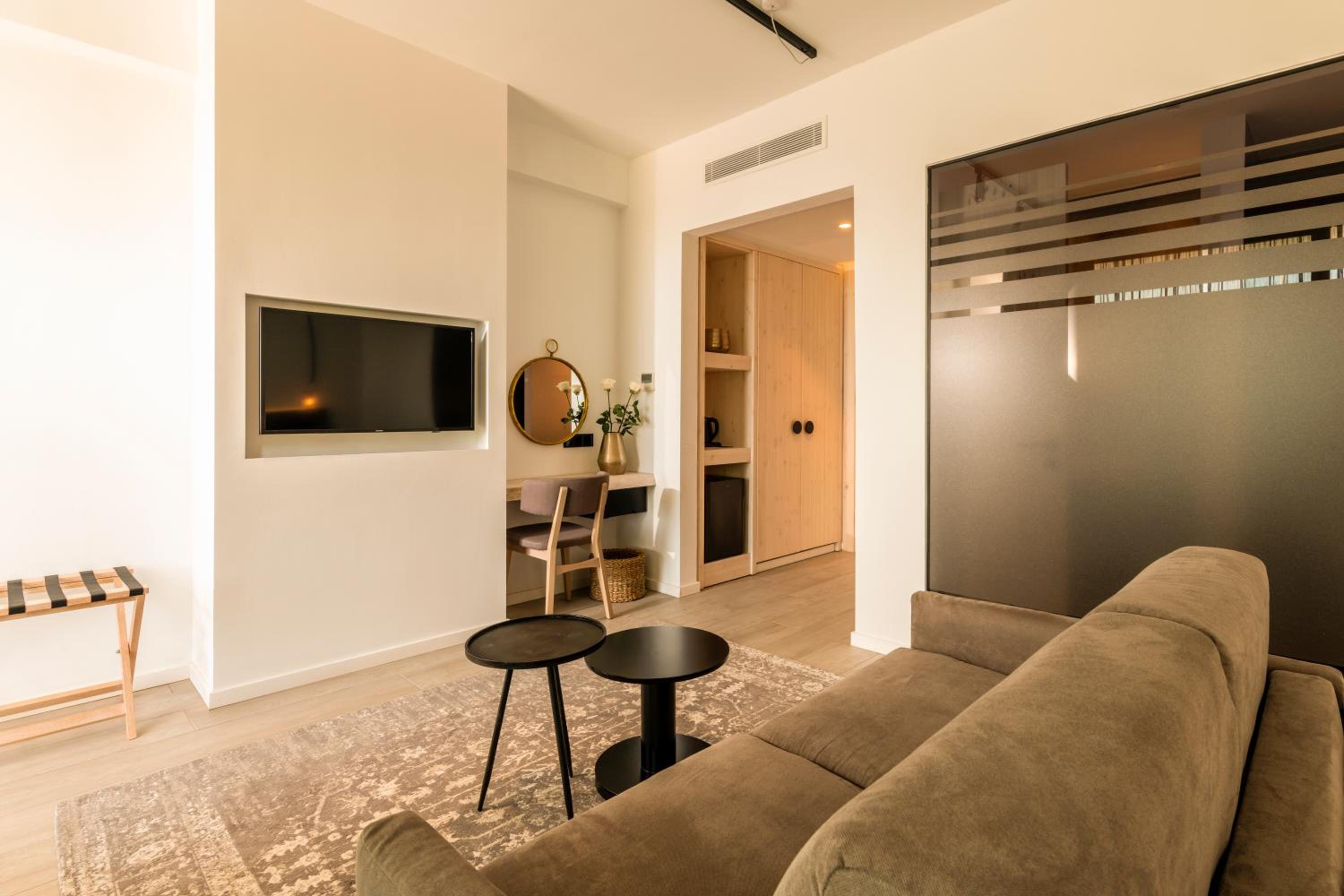 Abacus Suites