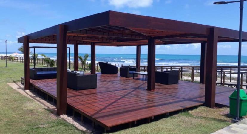 Flat Super Luxo Térreo Frente Piscinas