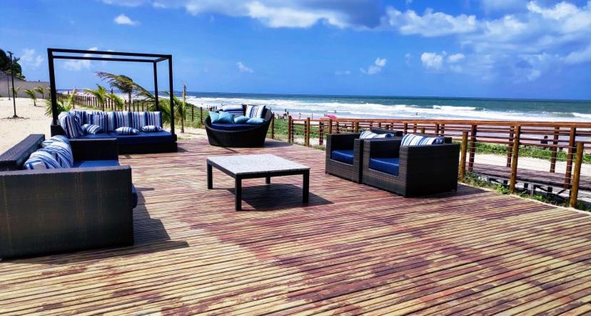 Flat Super Luxo Térreo Frente Piscinas