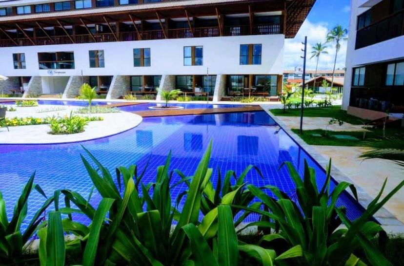Flat Super Luxo Térreo Frente Piscinas
