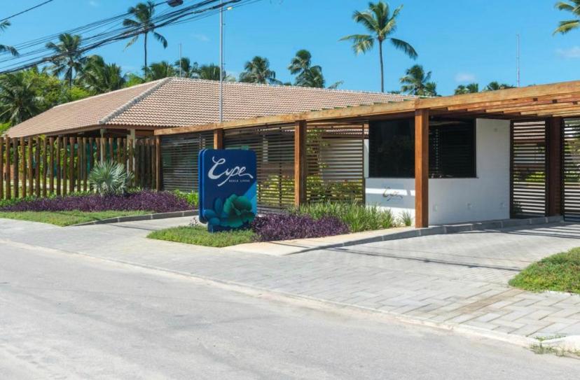 Flat Super Luxo Térreo Frente Piscinas