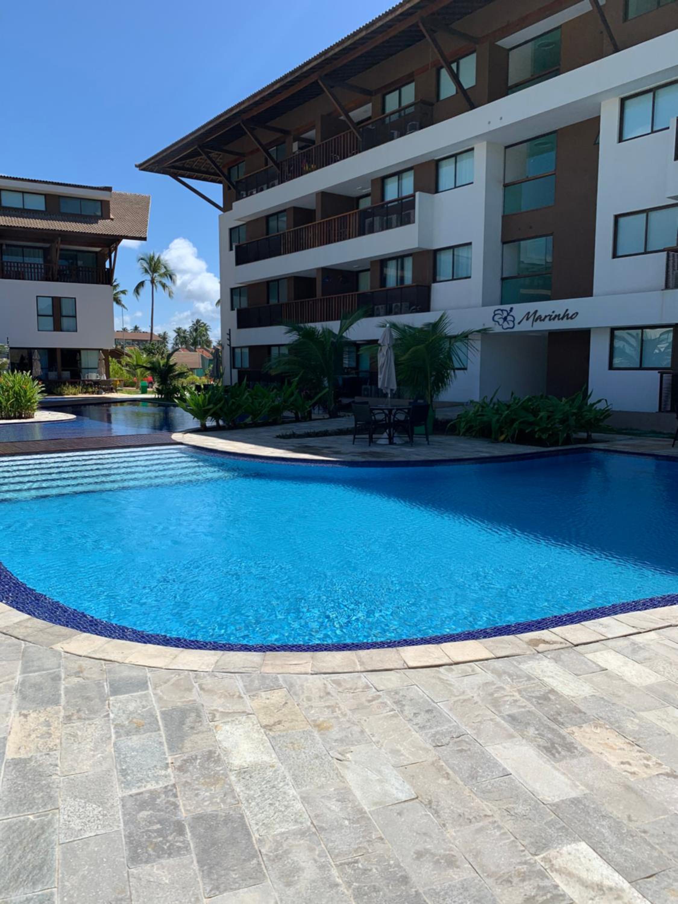 Flat Super Luxo Térreo Frente Piscinas