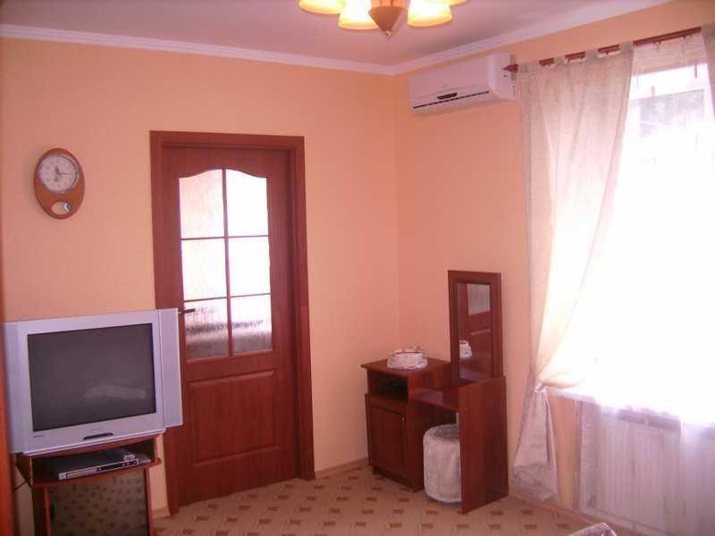 Photo 33