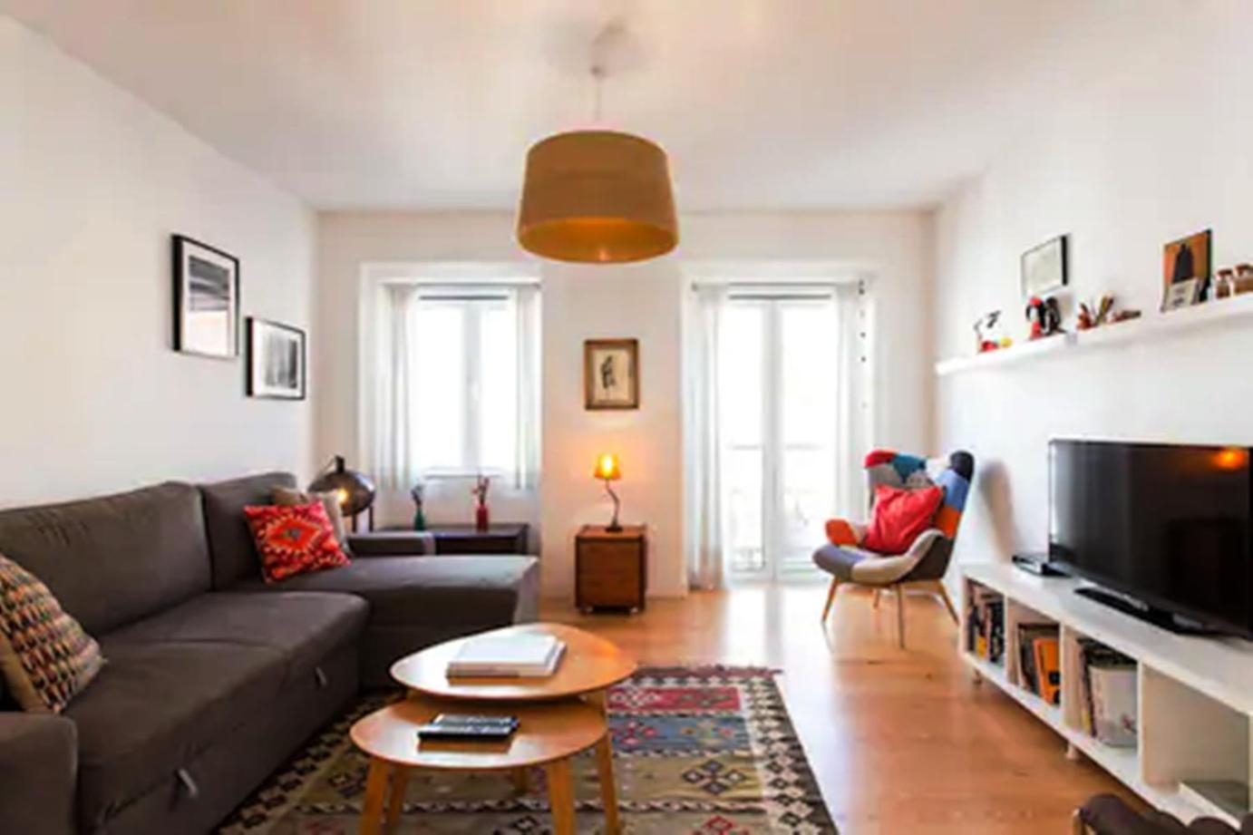 Comfortable and Bright - Lisbon view 4