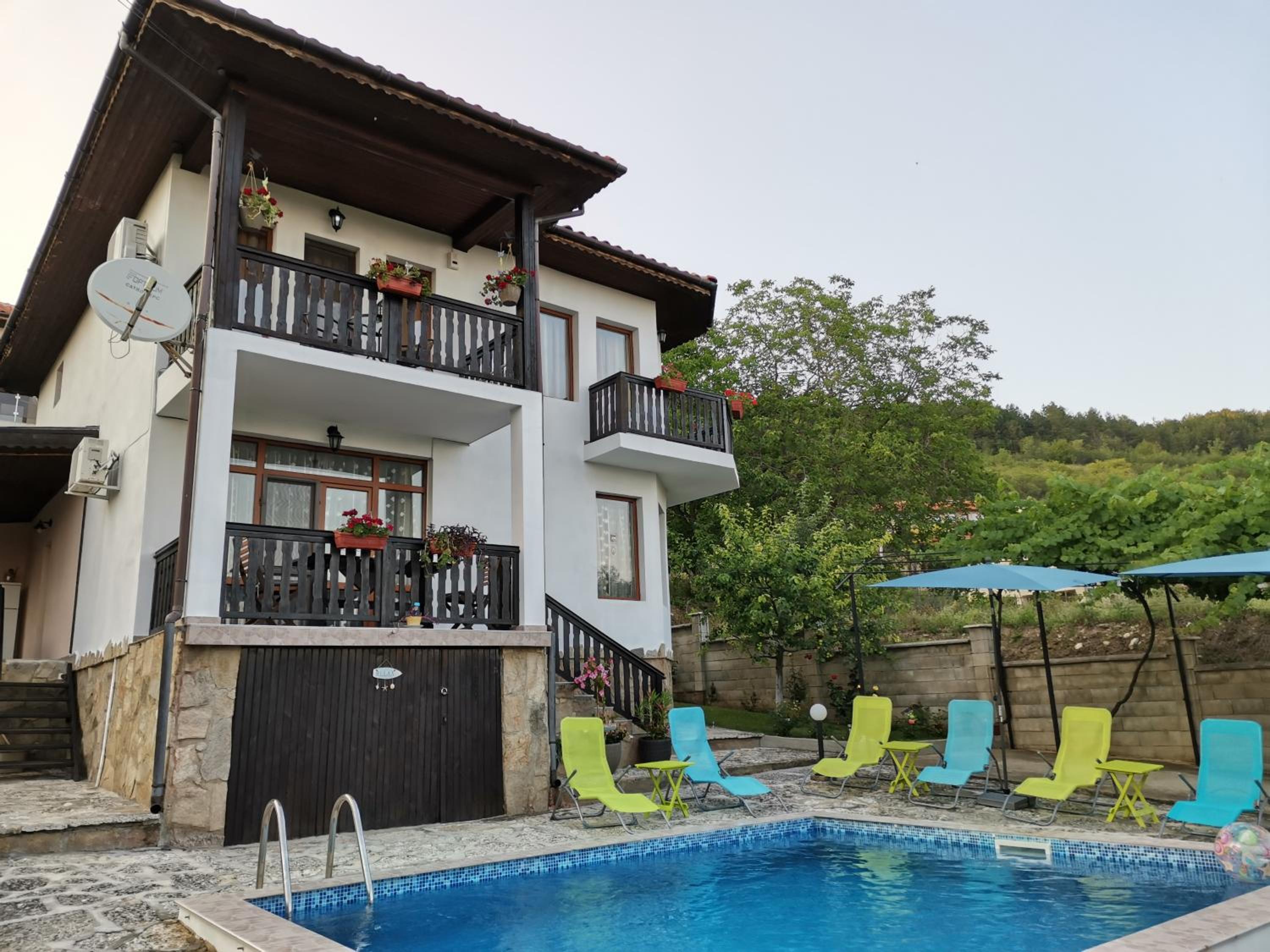 Villa Holly