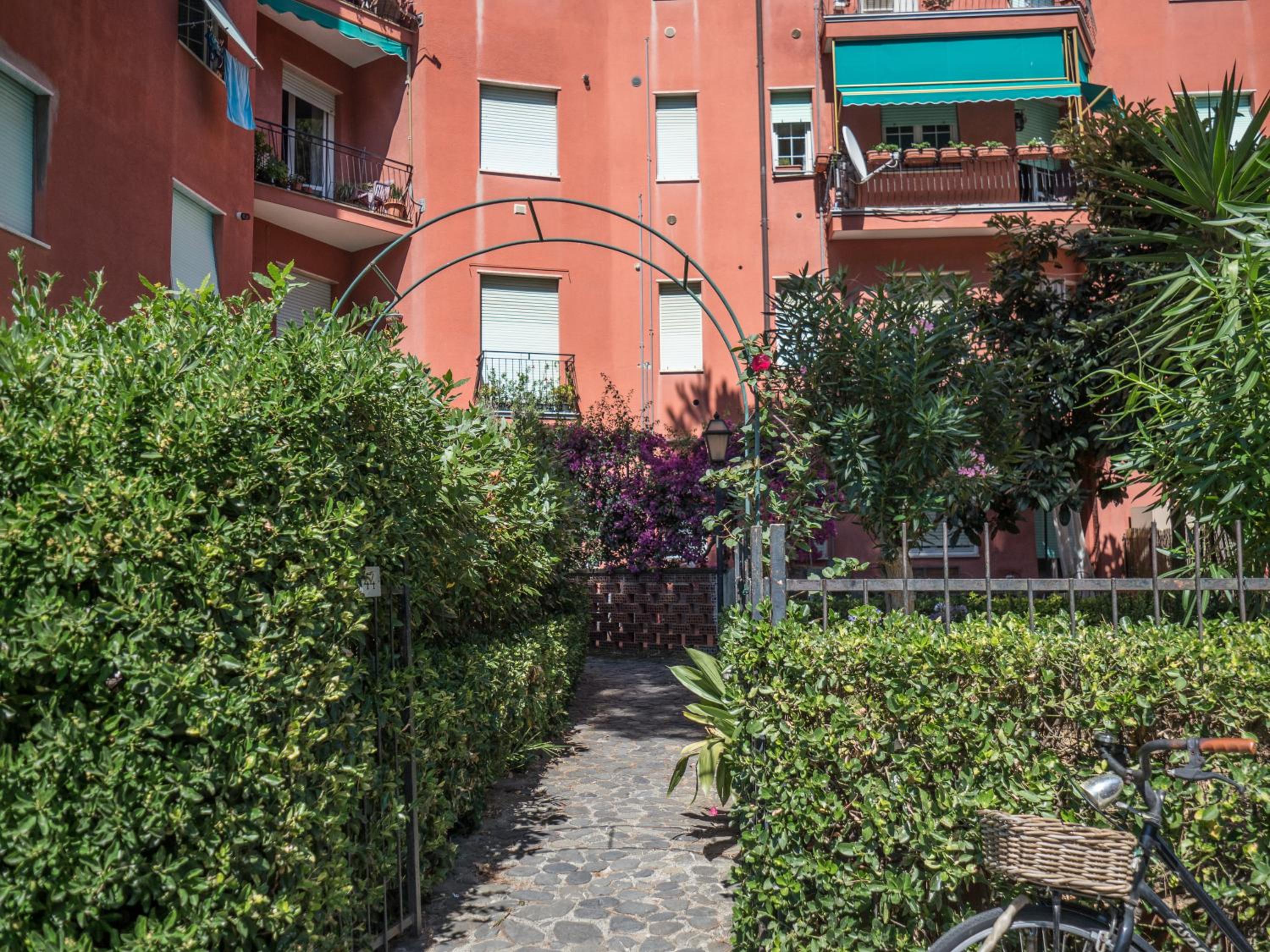 Sciacchetrà Apartment with AC & Patio view 3