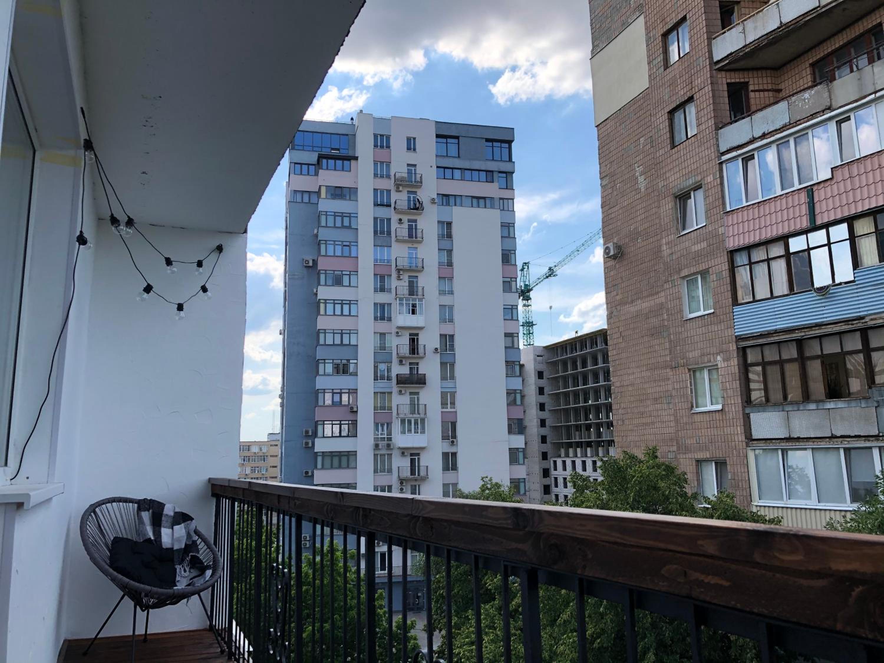 Birdie Home at Nauky metro