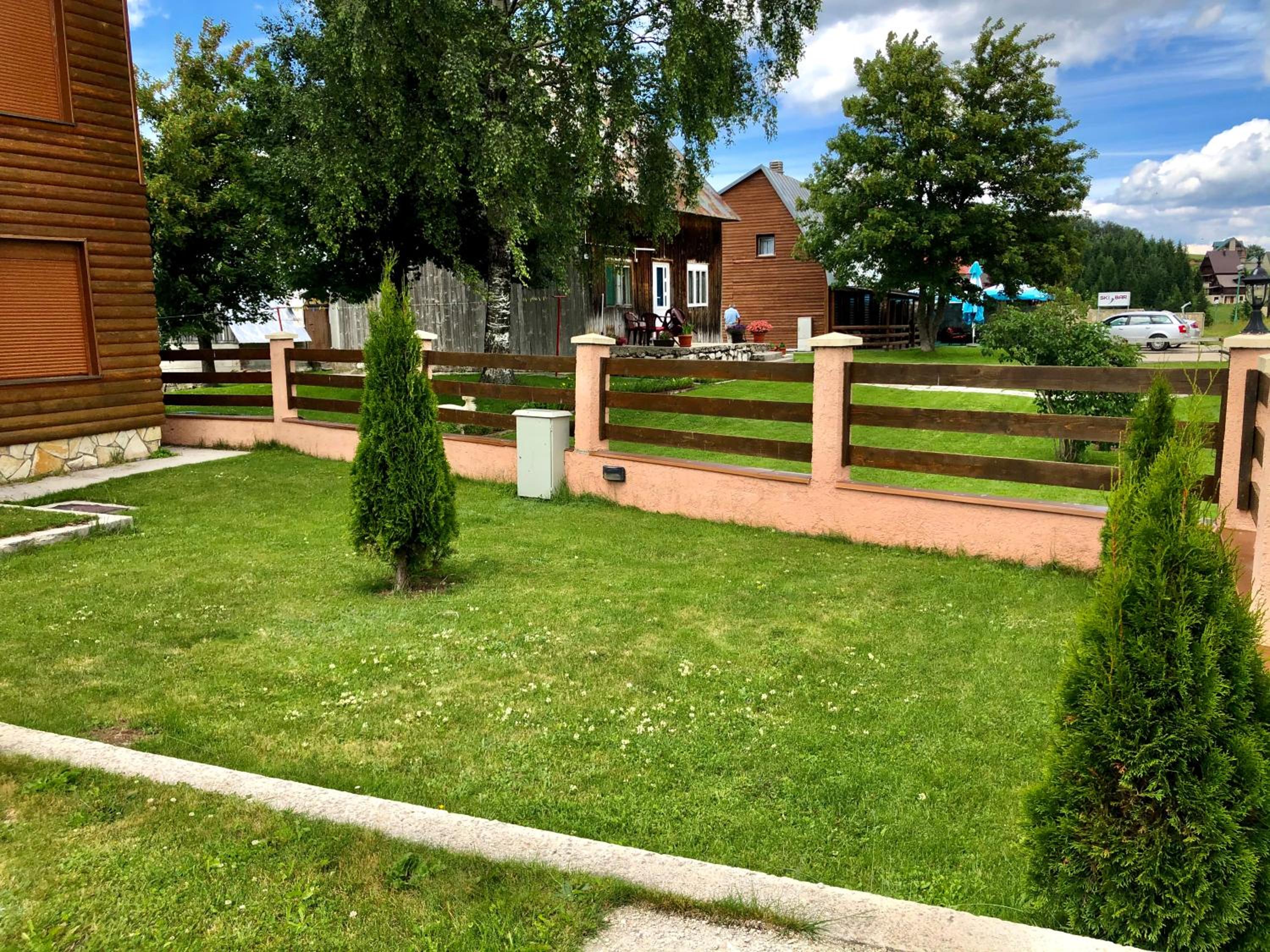 Photo 9