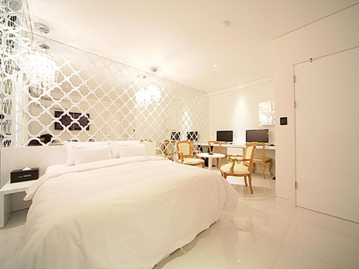 Sinchon Hotel GAEUL
