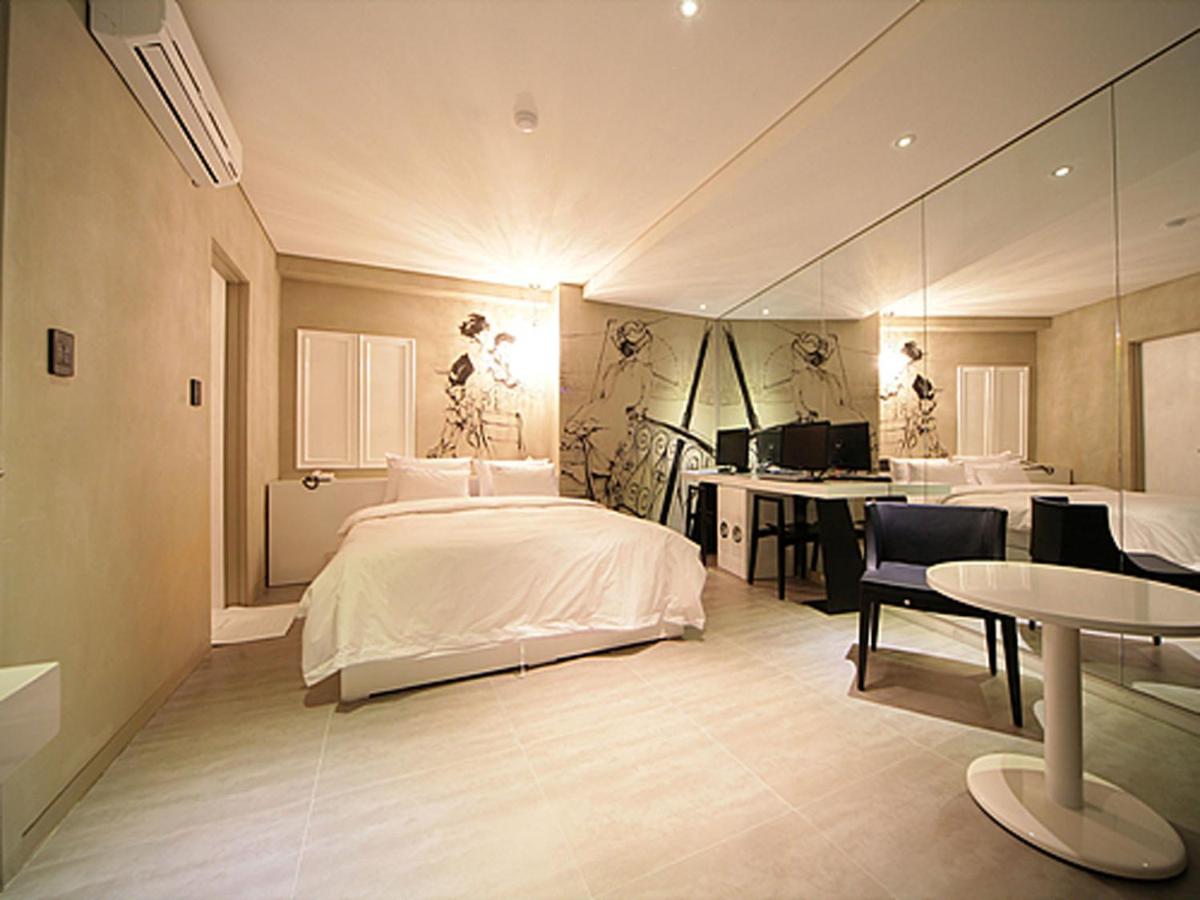 Sinchon Hotel GAEUL