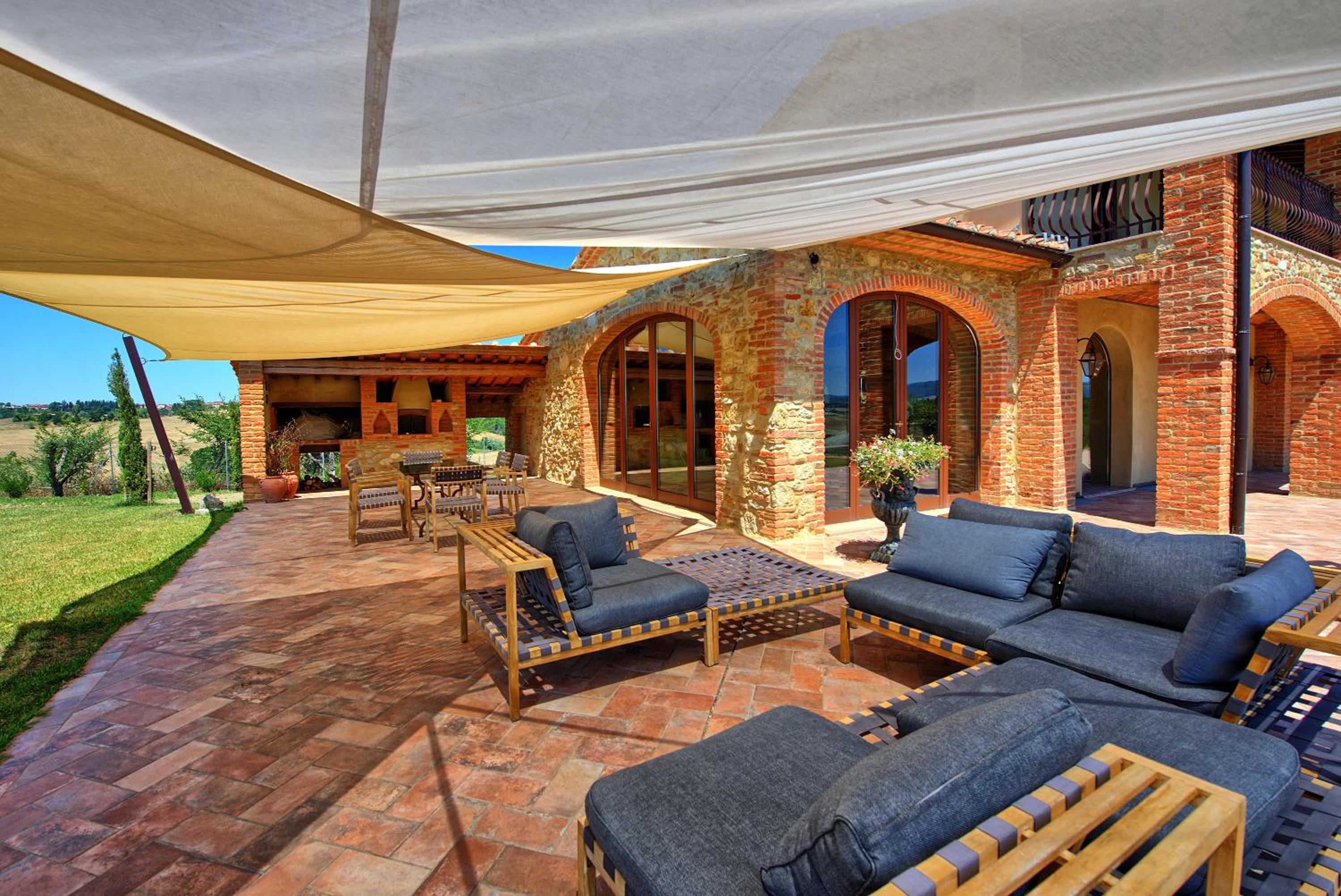 Villa Massimiliano by PosarelliVillas view 5