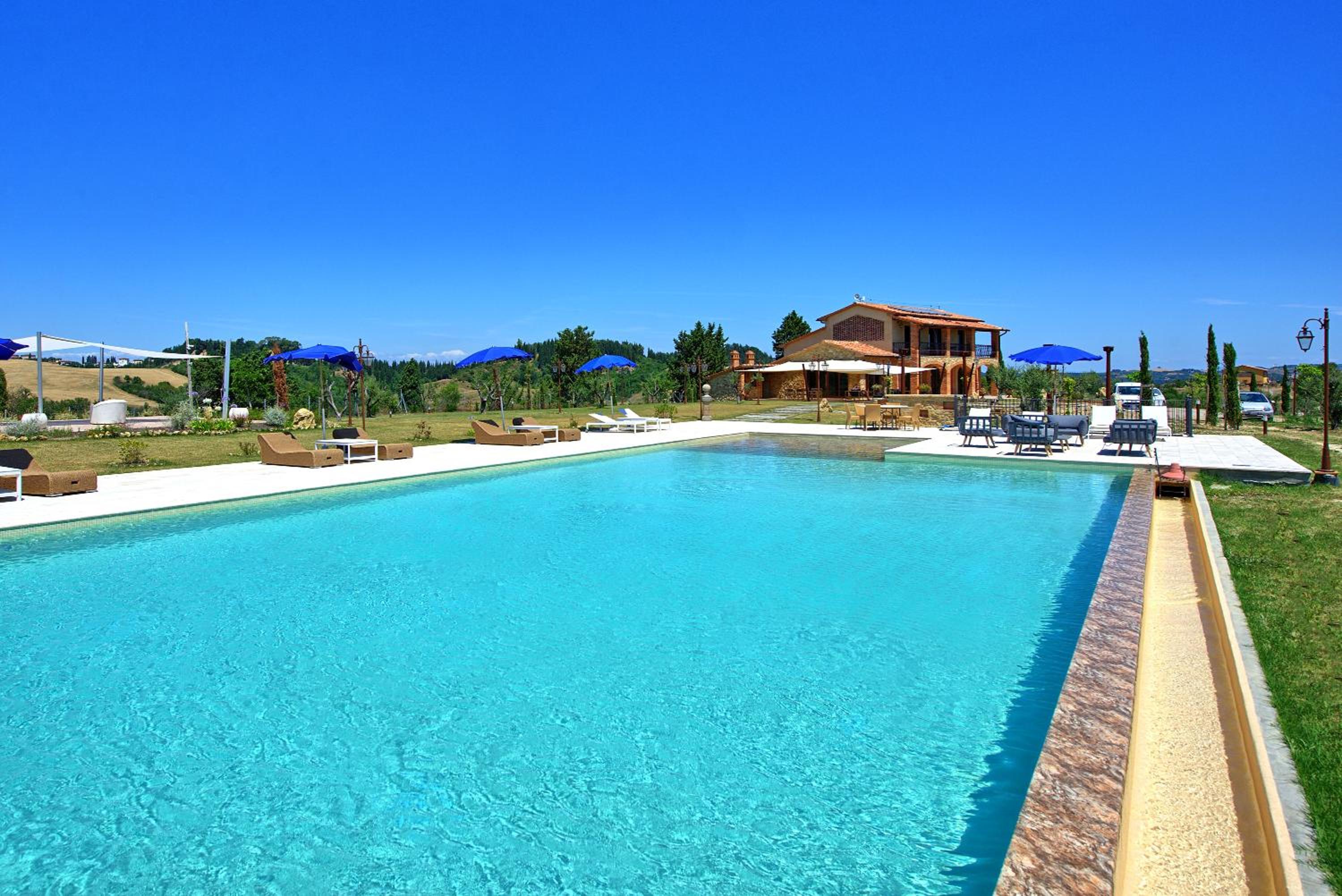 Villa Massimiliano by PosarelliVillas view 2