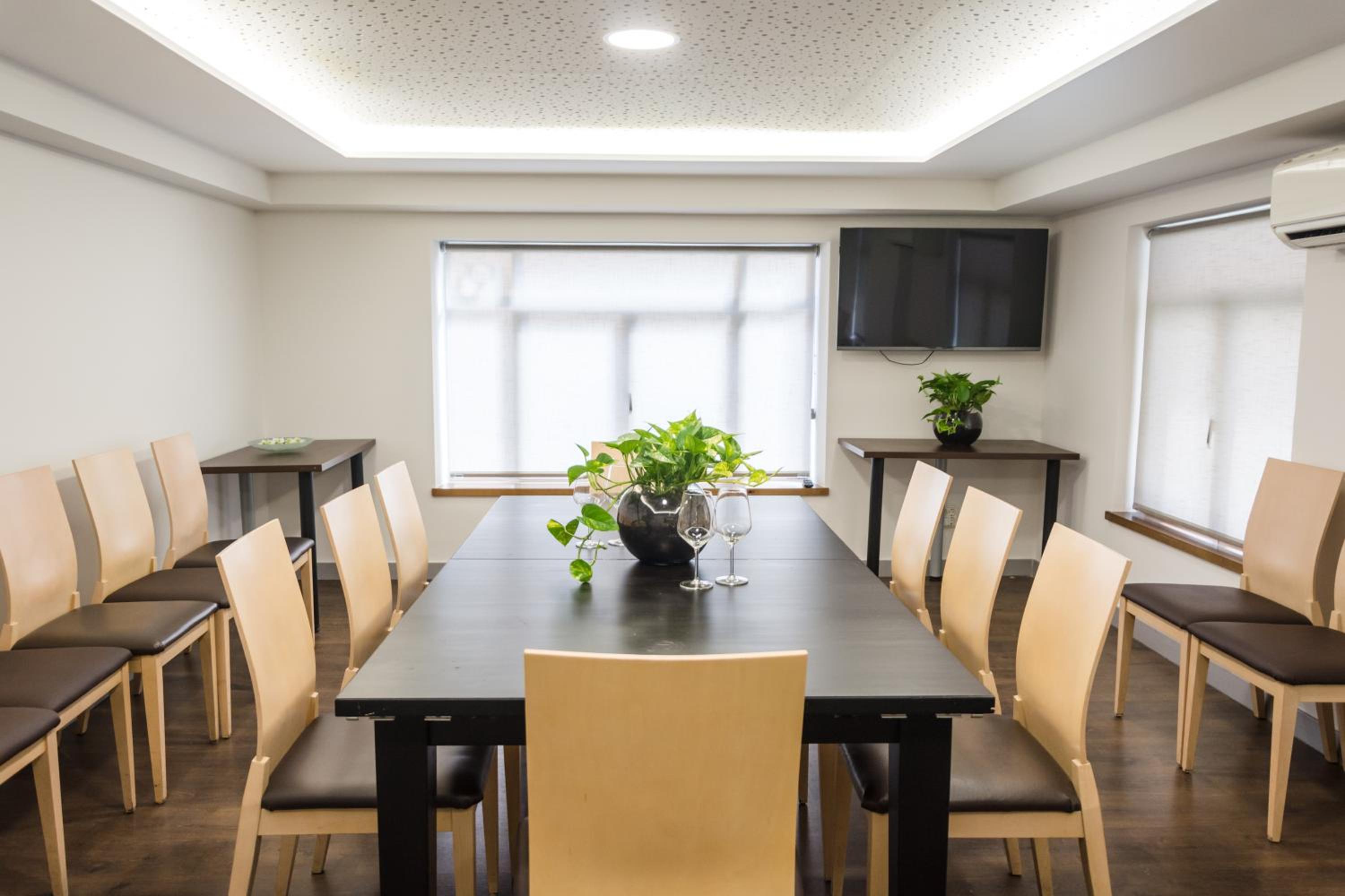 meeting & event spaces