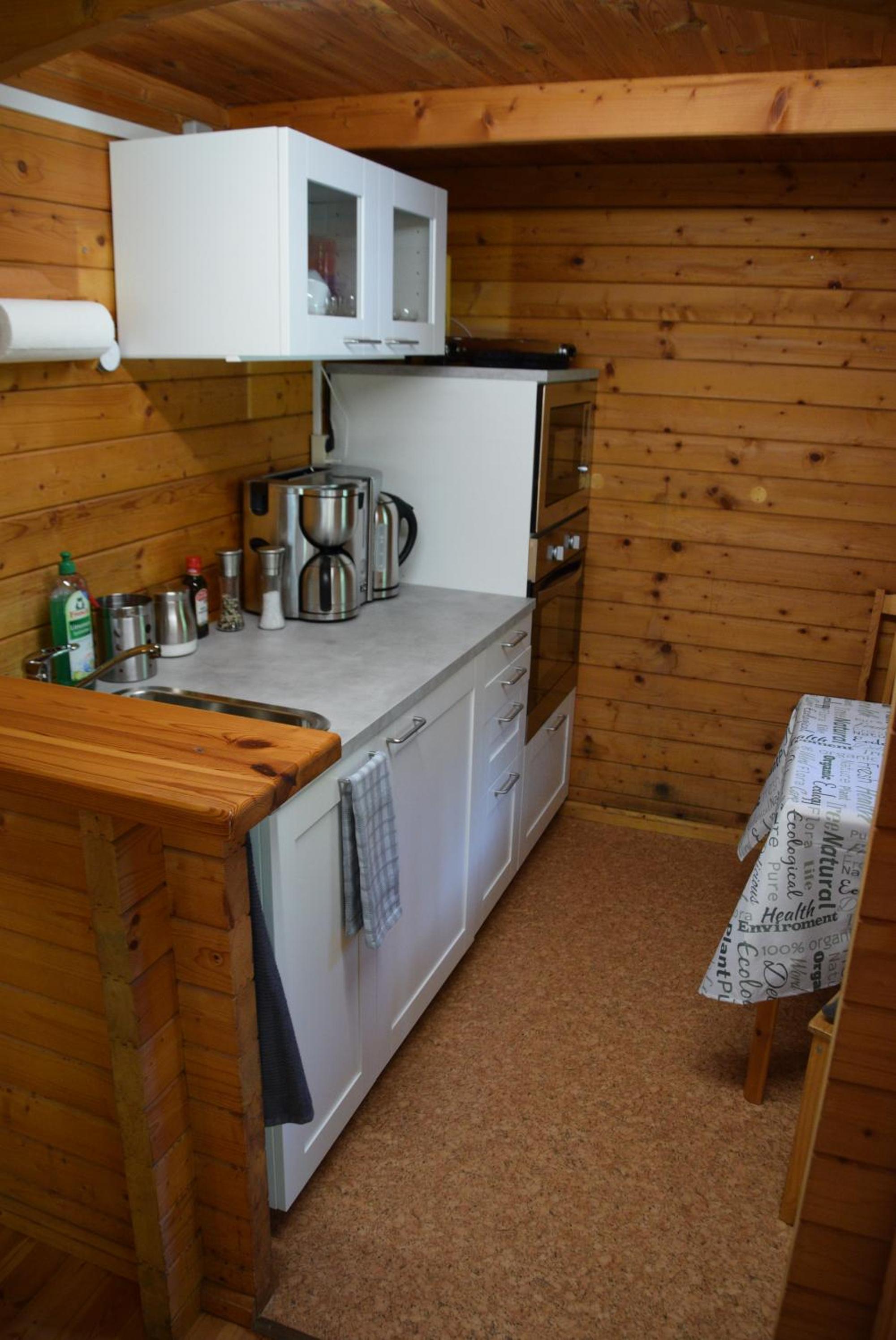 Gemütliches Blockhaus, Waldblick, Nähe BER/SXF