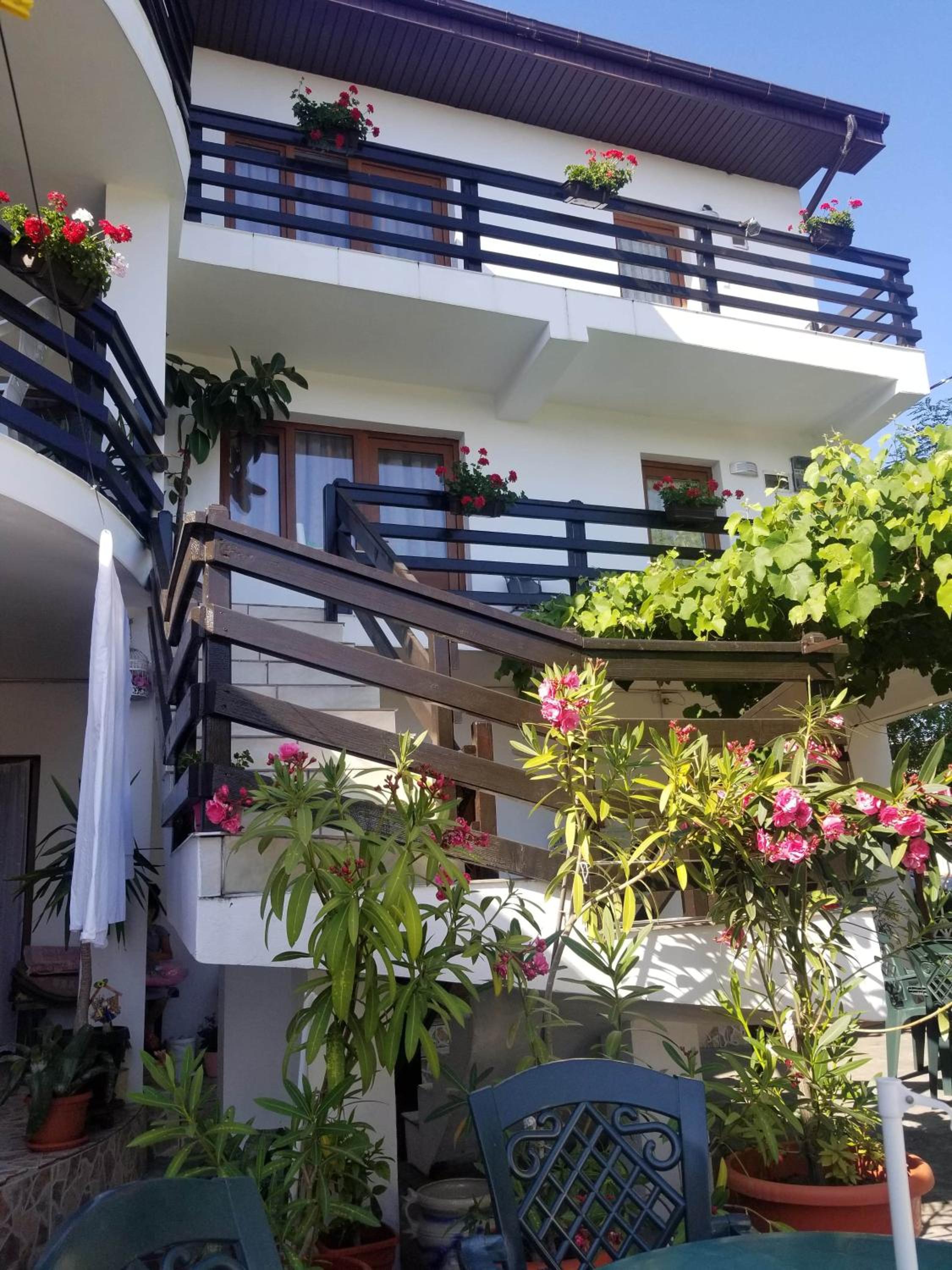 Vila Liliana view 2