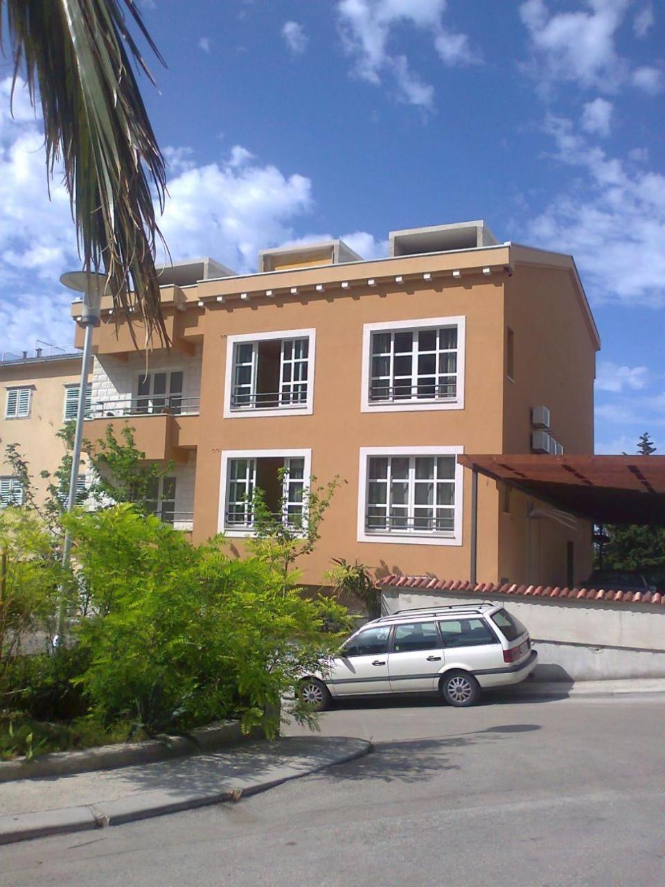 Apartmani Mistral