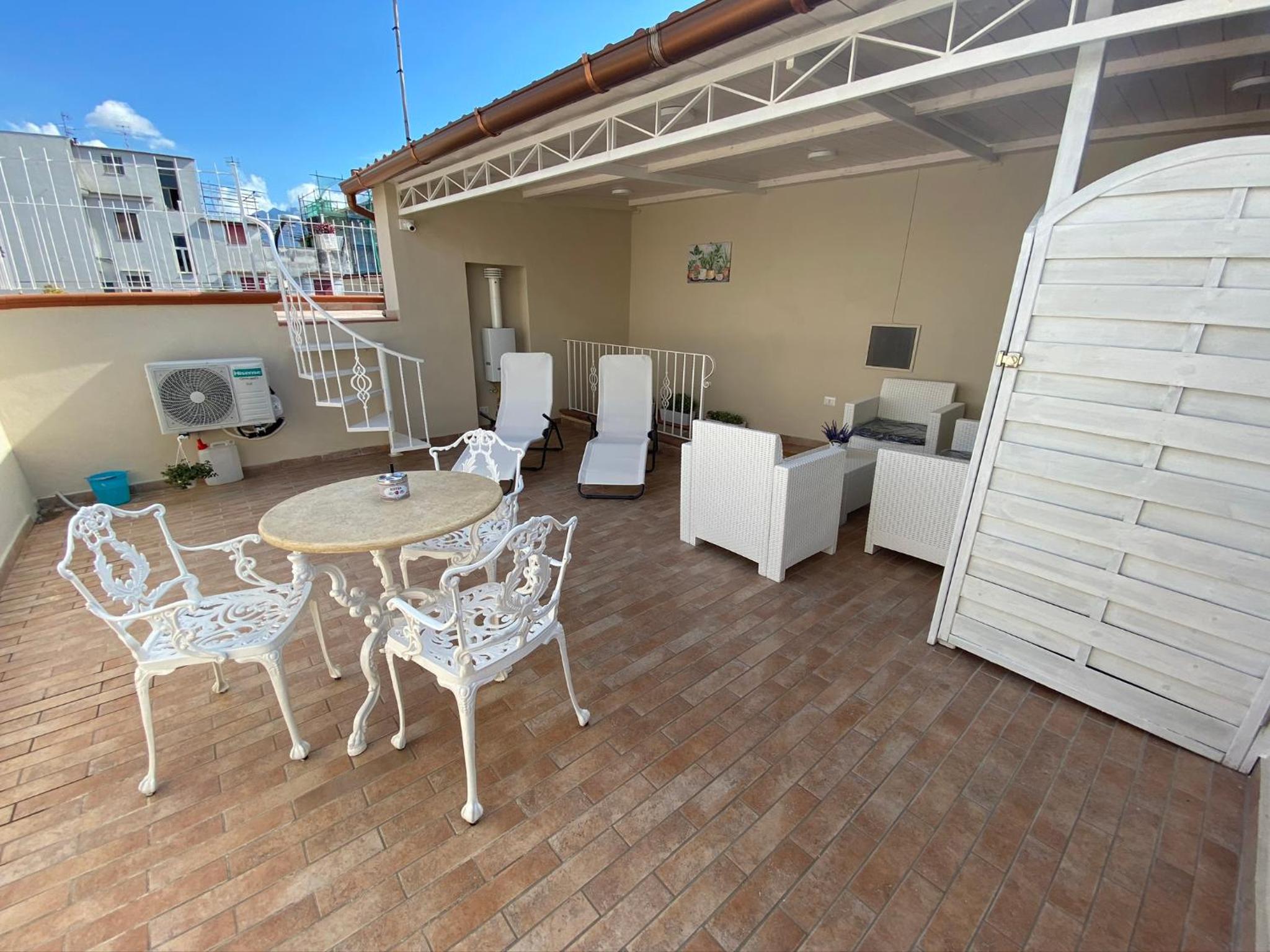 Photo 36