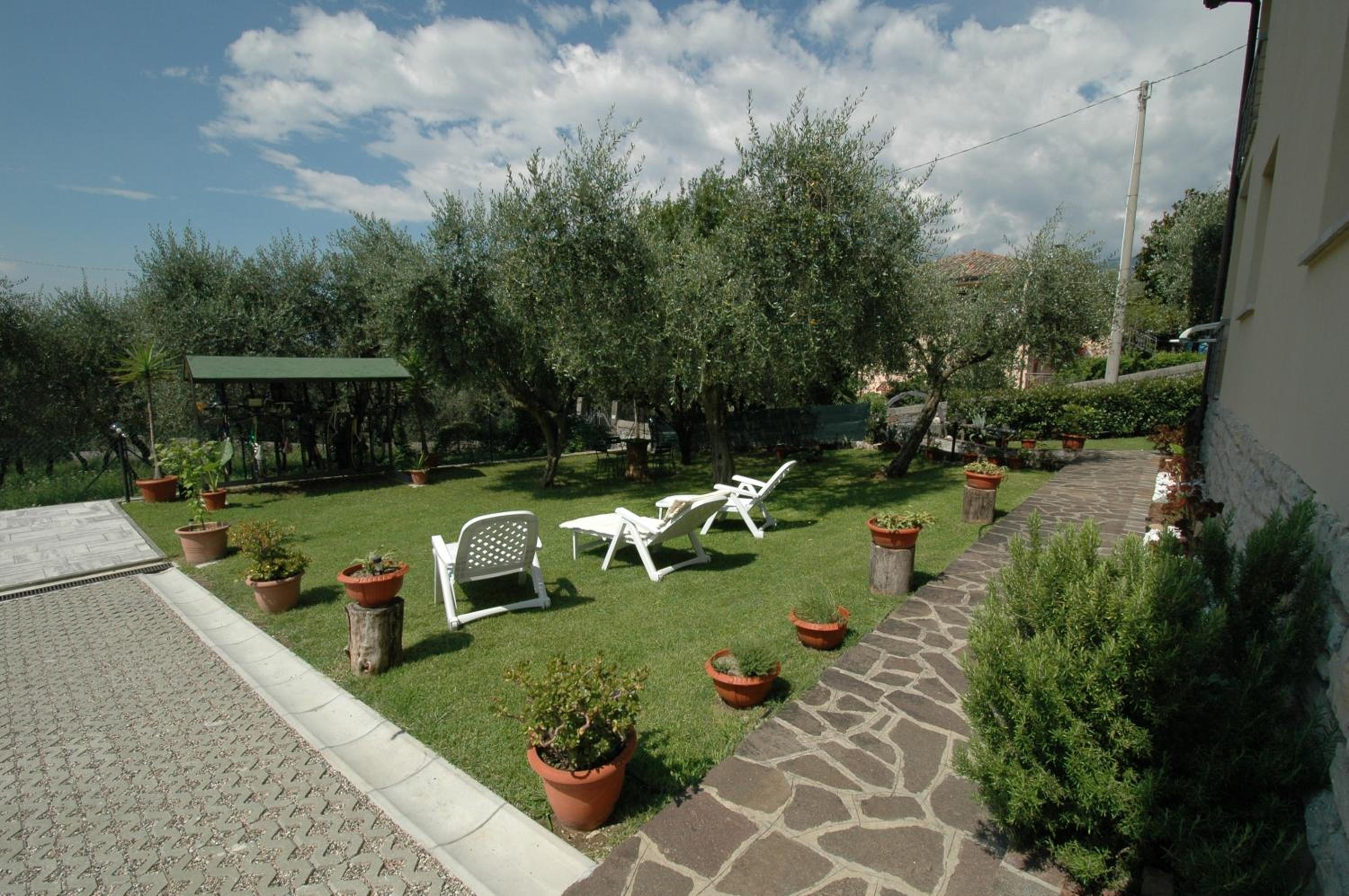 Photo 20