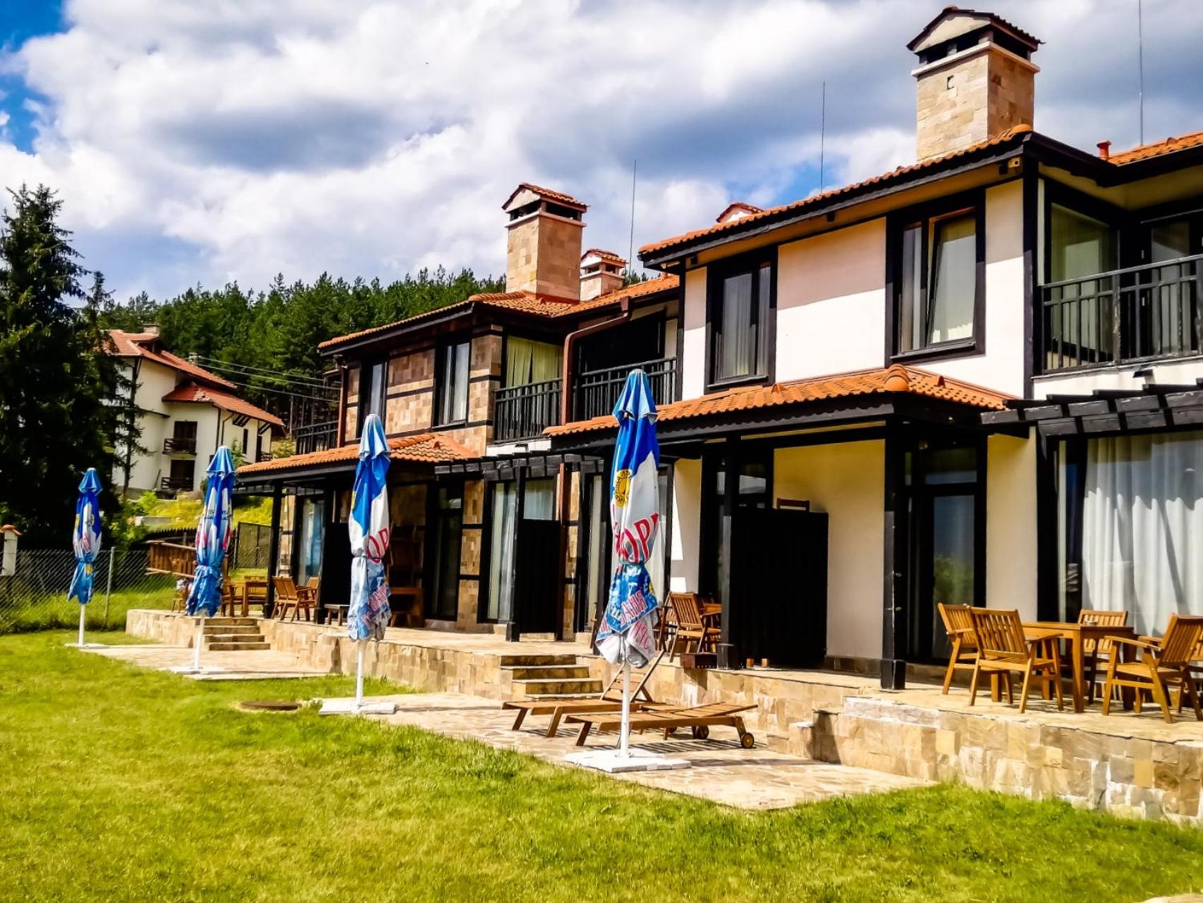 Къщи за гости КООП Добринище - Holiday Villages COOP Dobrinishte