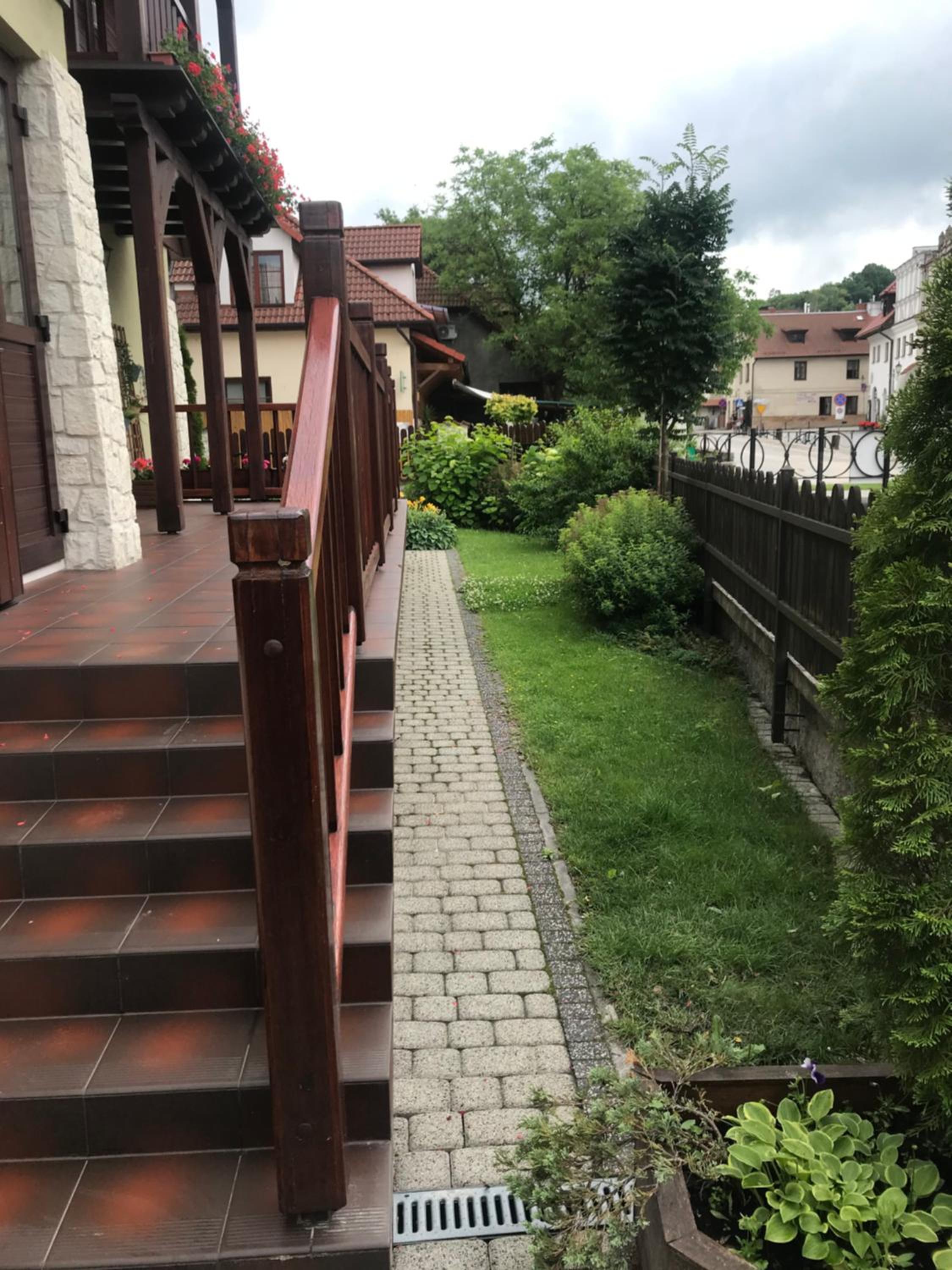 Photo 47