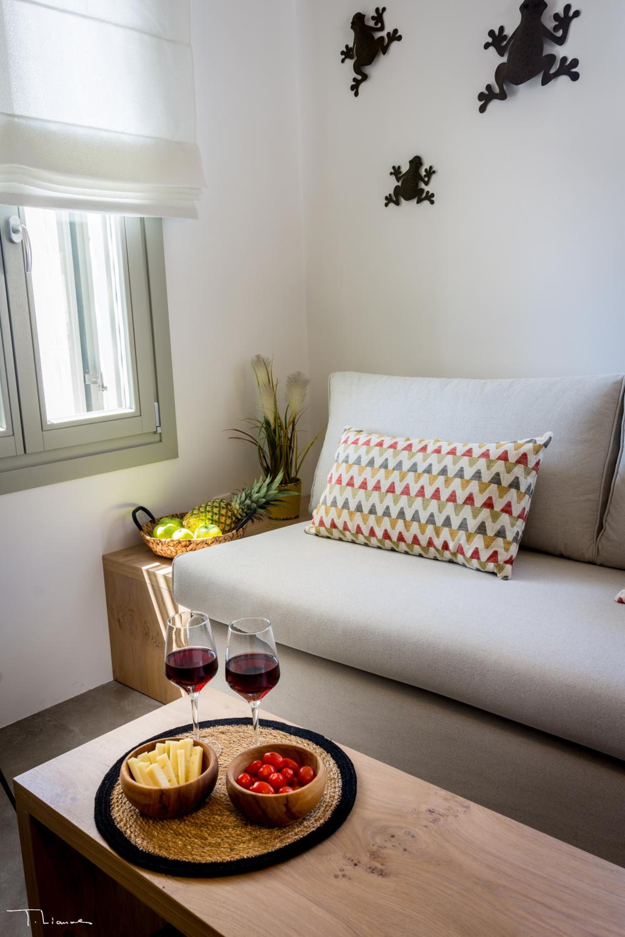 Alos Residence