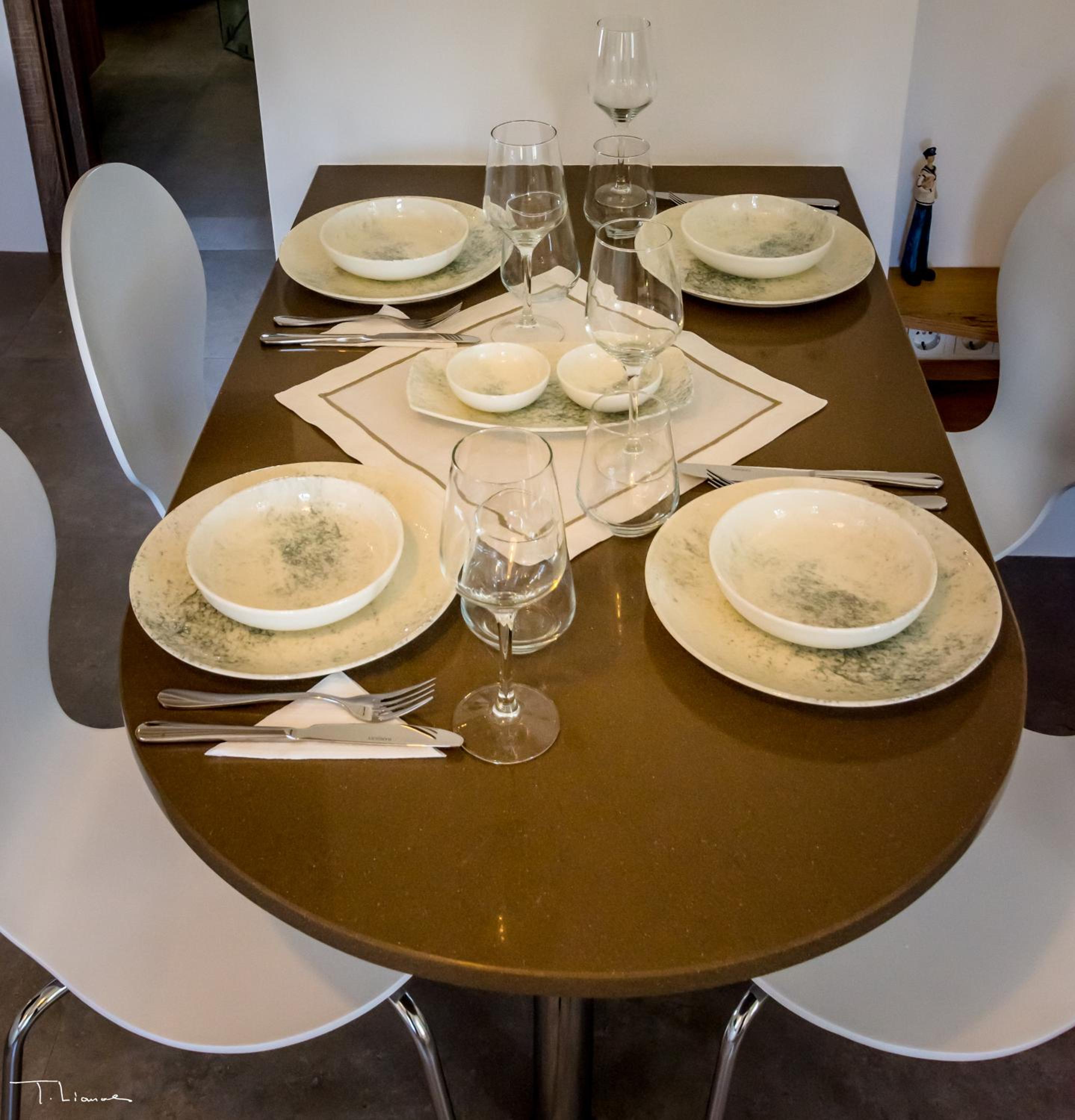 Alos Residence