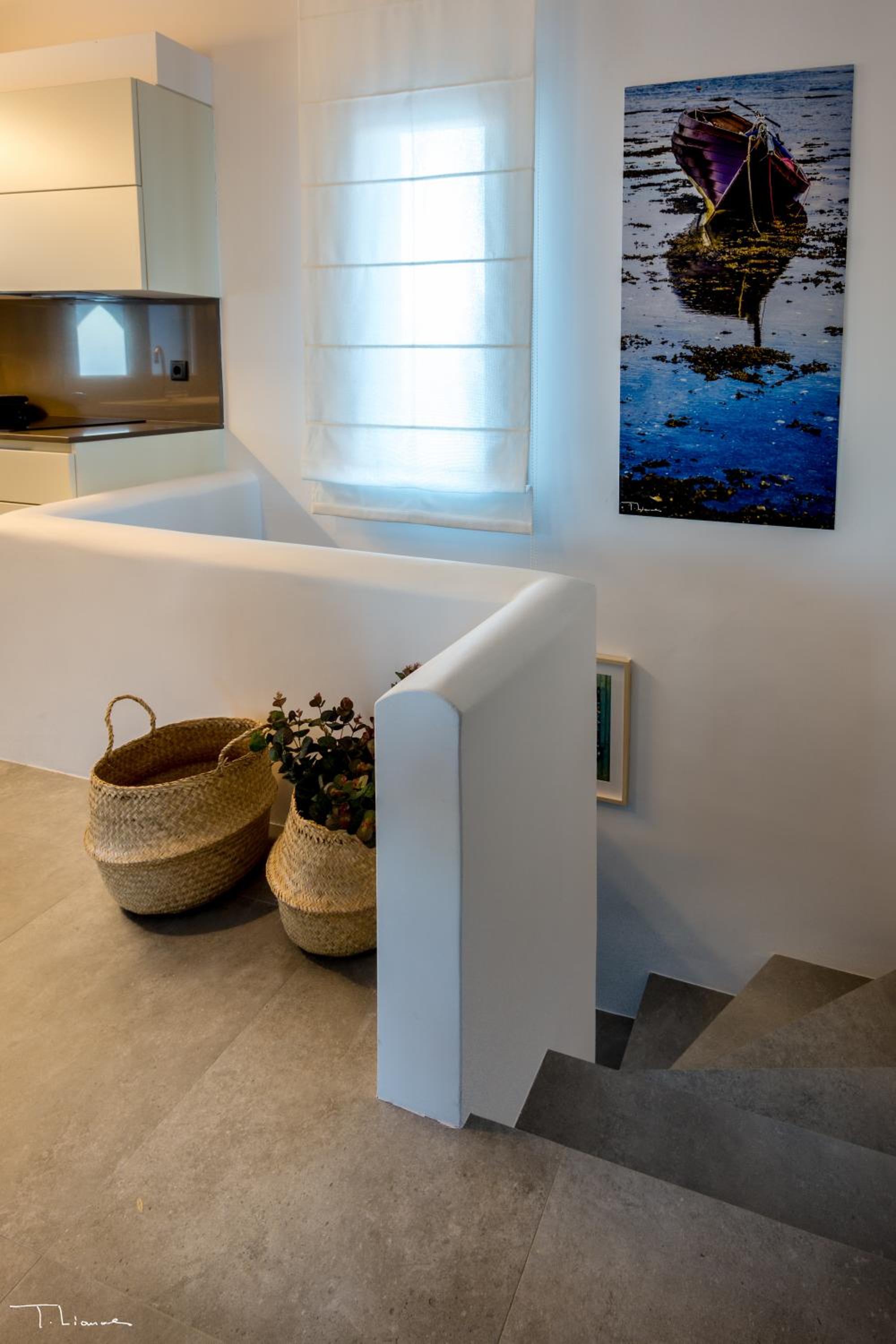 Alos Residence