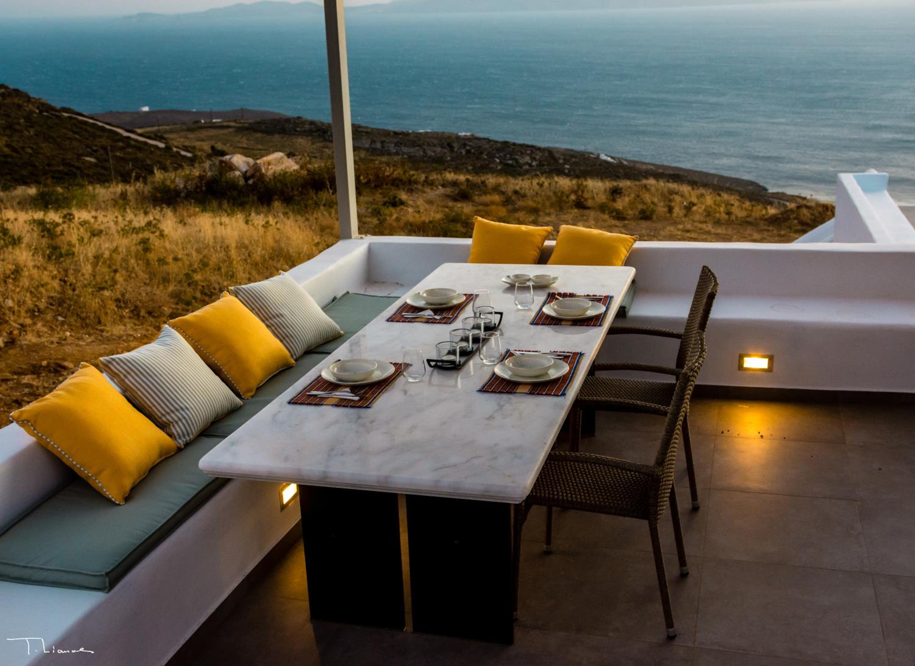 Alos Residence