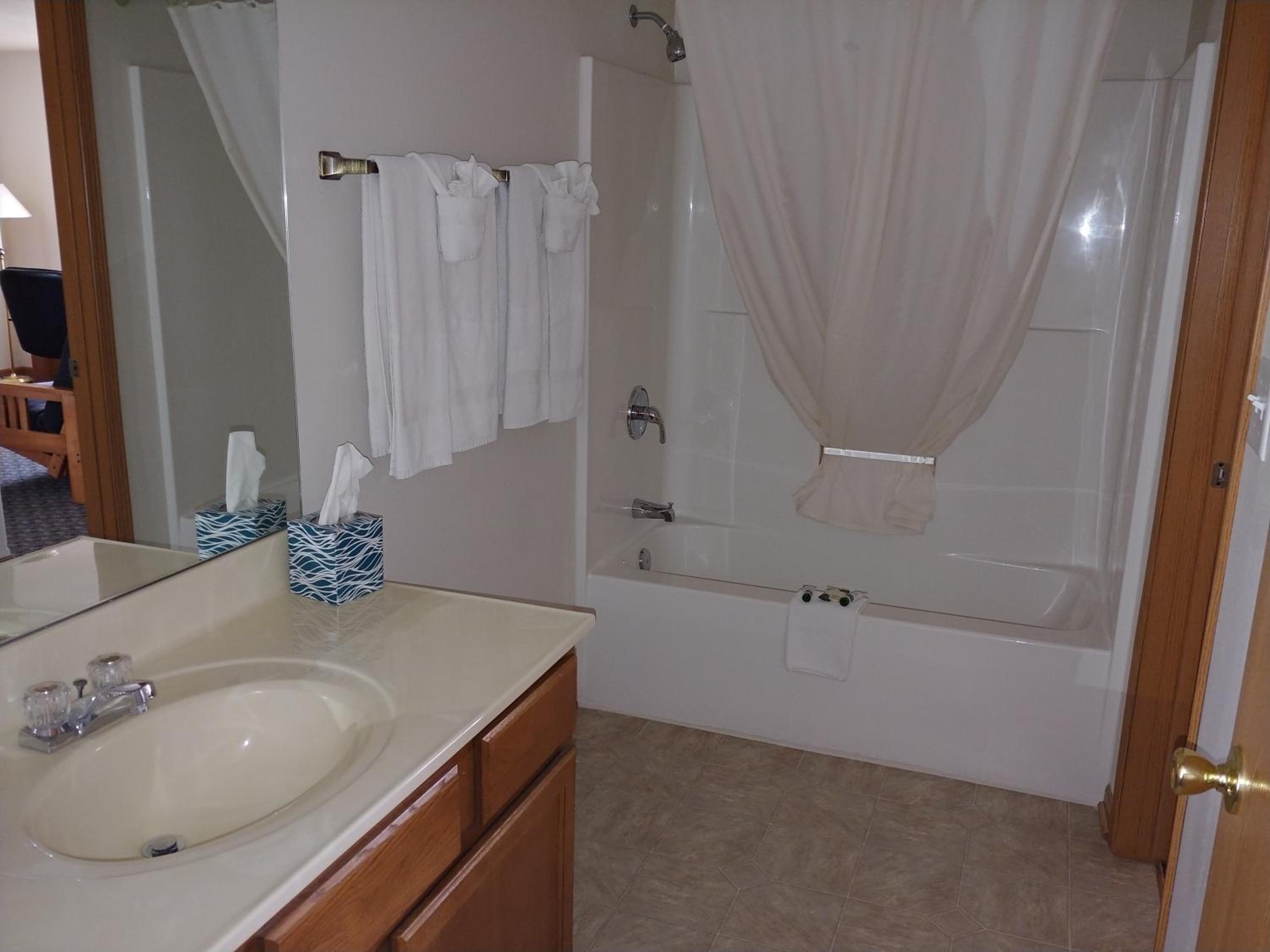 Nauvoo Vacation Condos and Villas