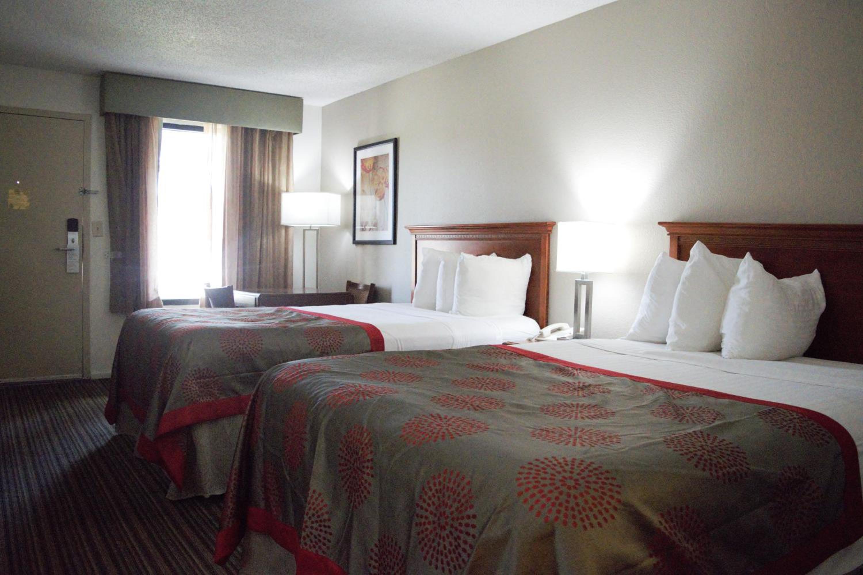 Ramada by Wyndham Savannah Gateway, Foto 36