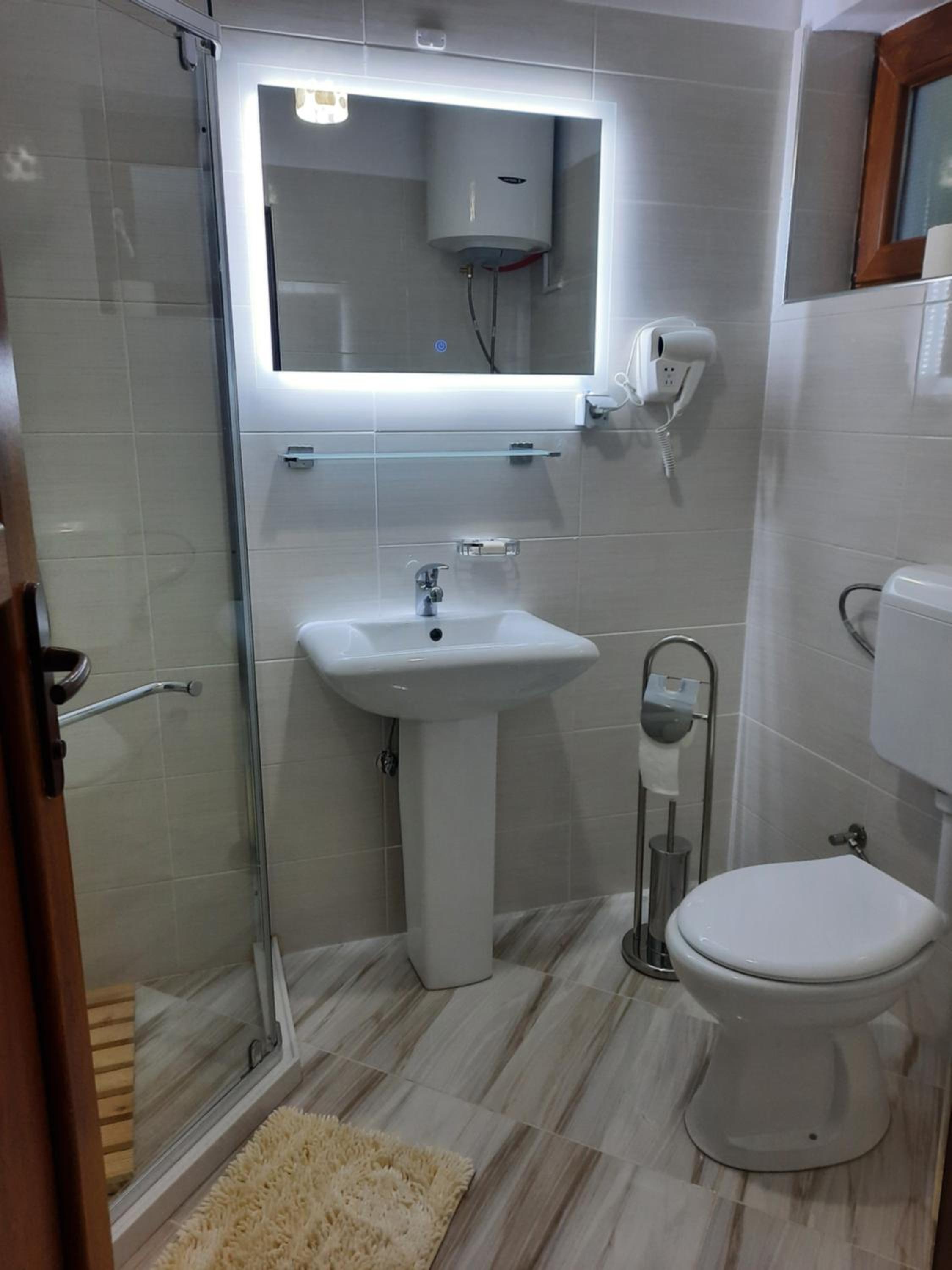 Vila Alexander B&B