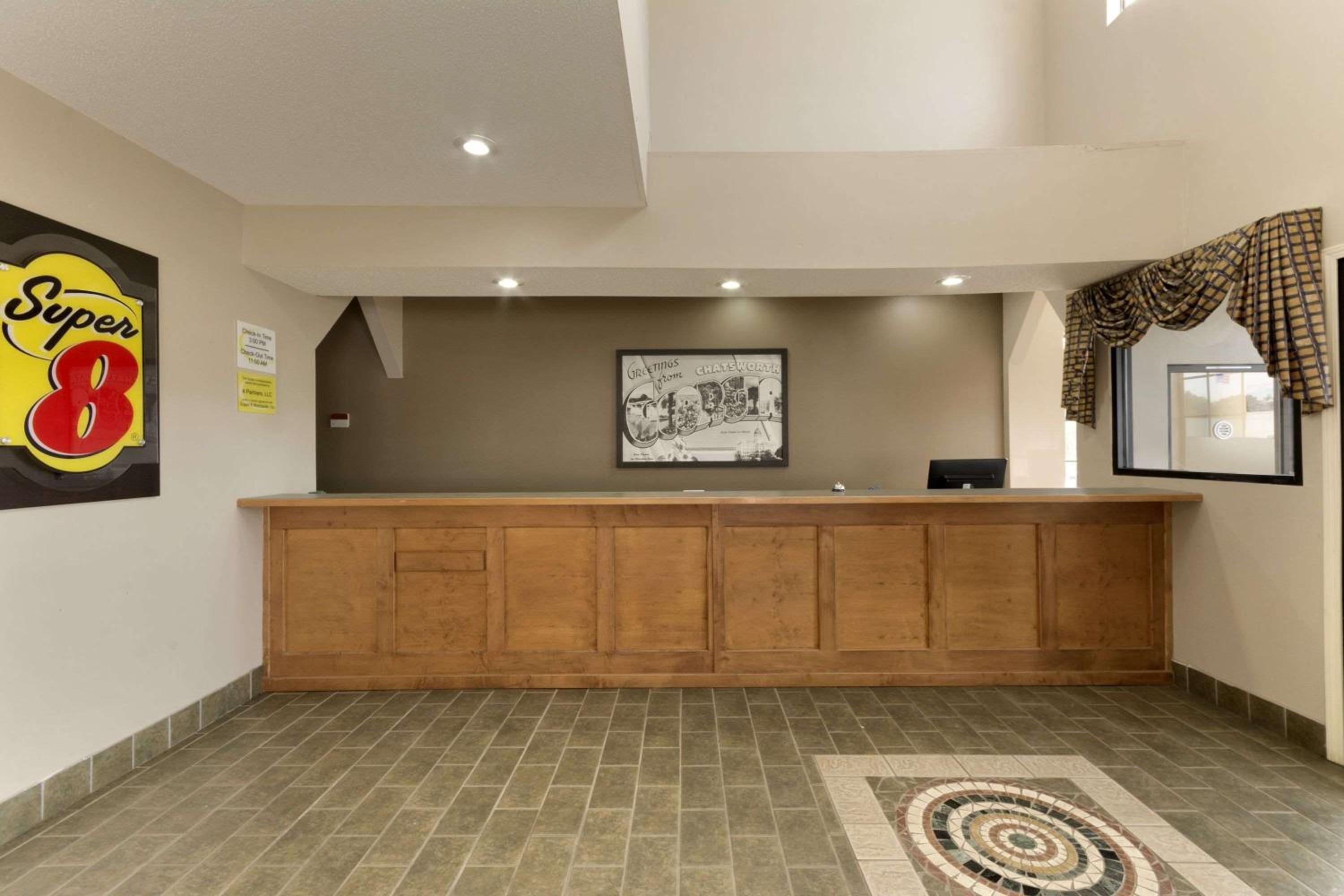 Super 8 by Wyndham Chatsworth/Dalton view 3