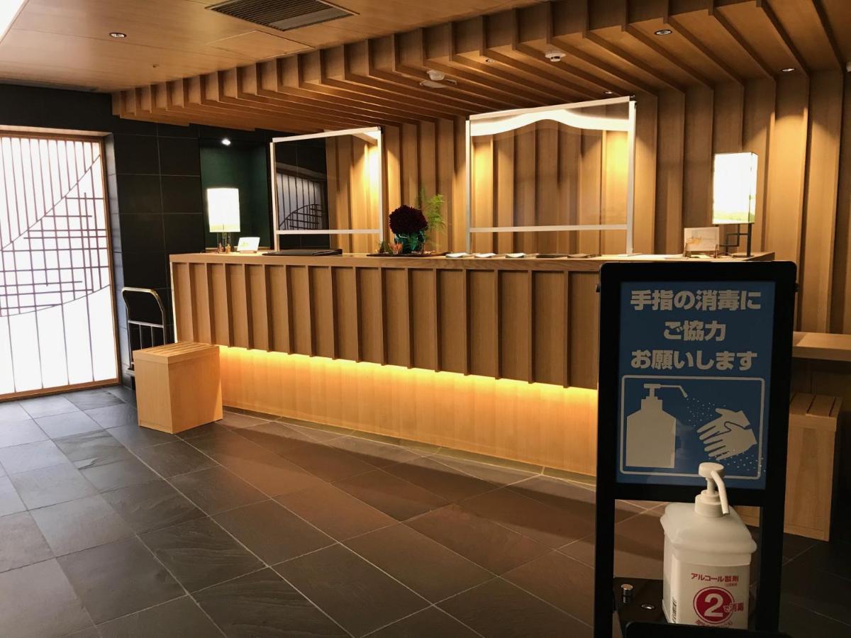 hotel reception