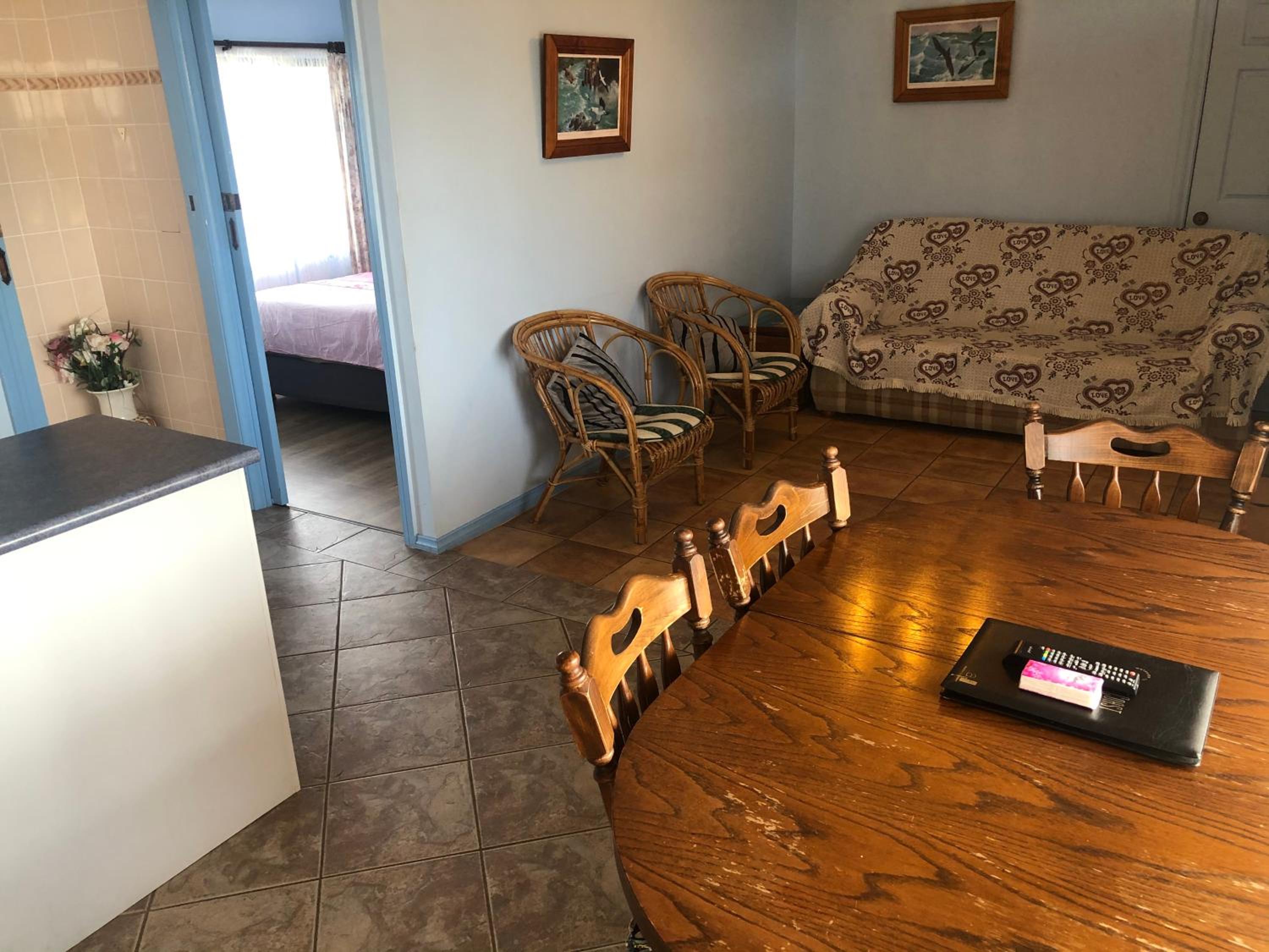 Lake Front Motel