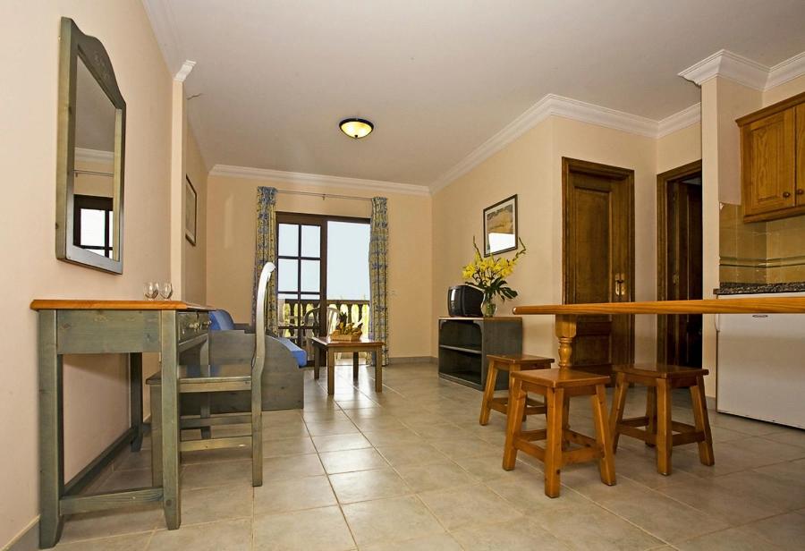 RESIDENCIAL EL CONDE # 9 view 5