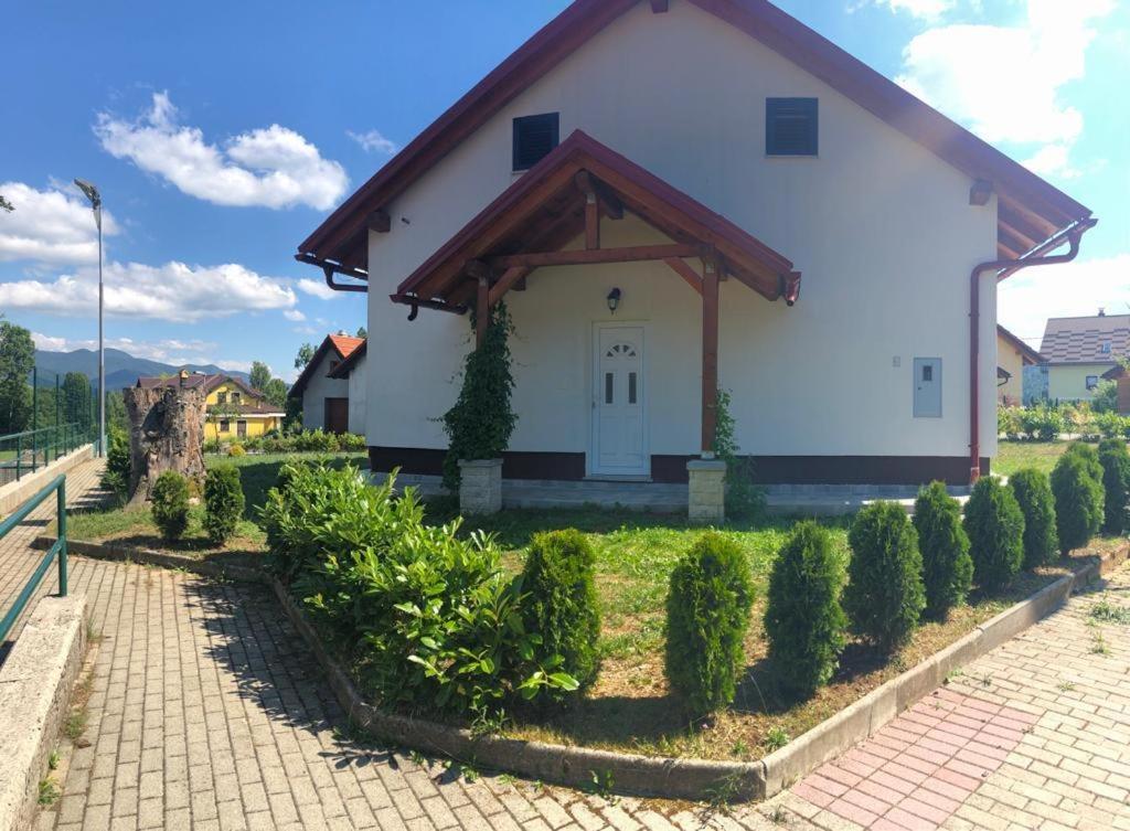 Photo 18