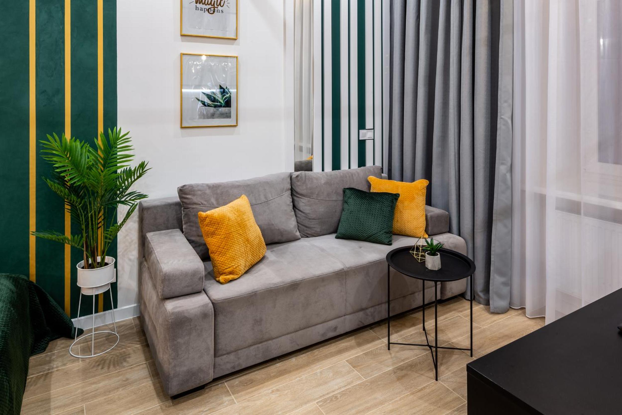 Emerald Lux Apartment. LiveInLviv view 3