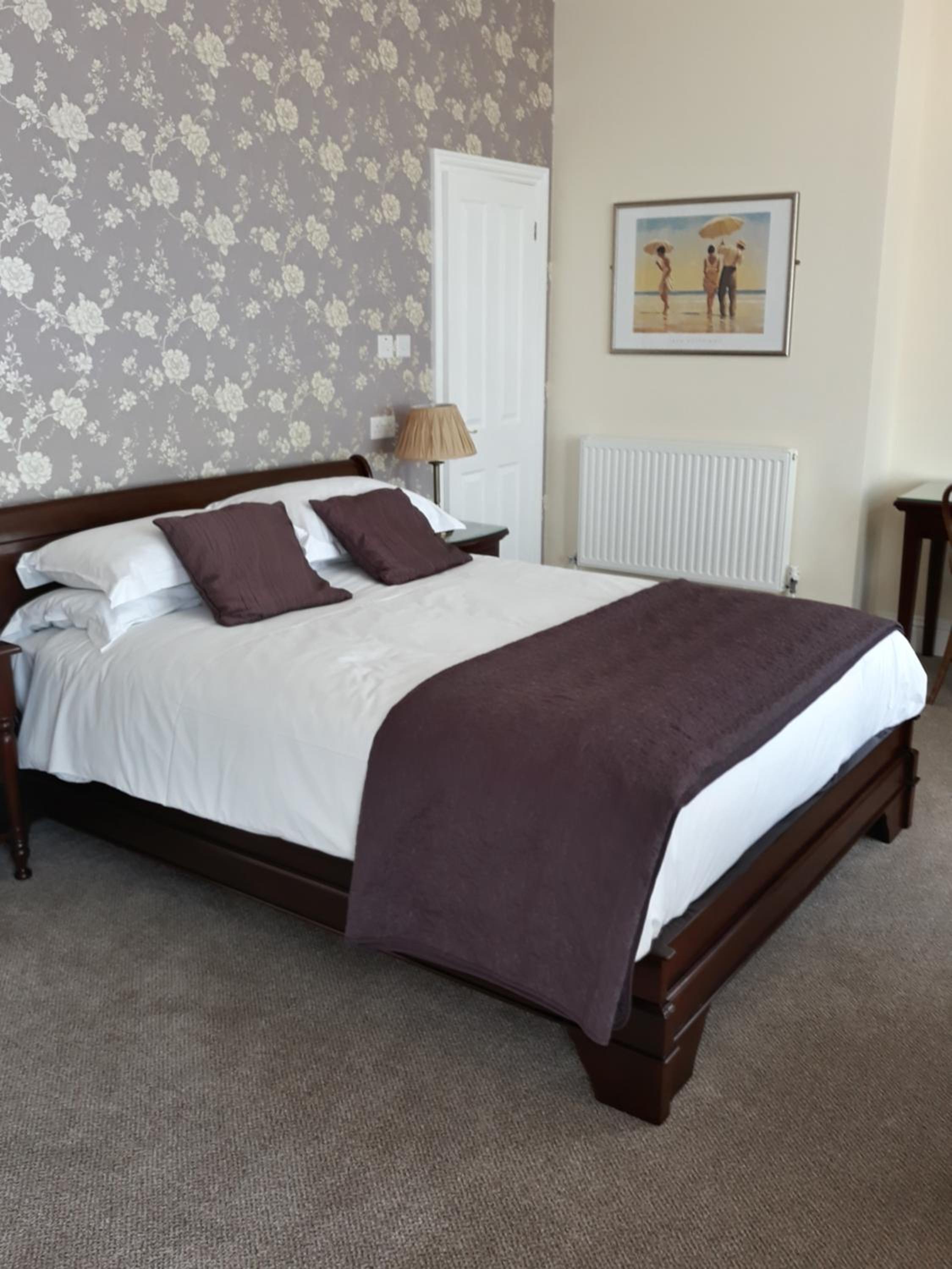 Breakers Bed and Breakfast