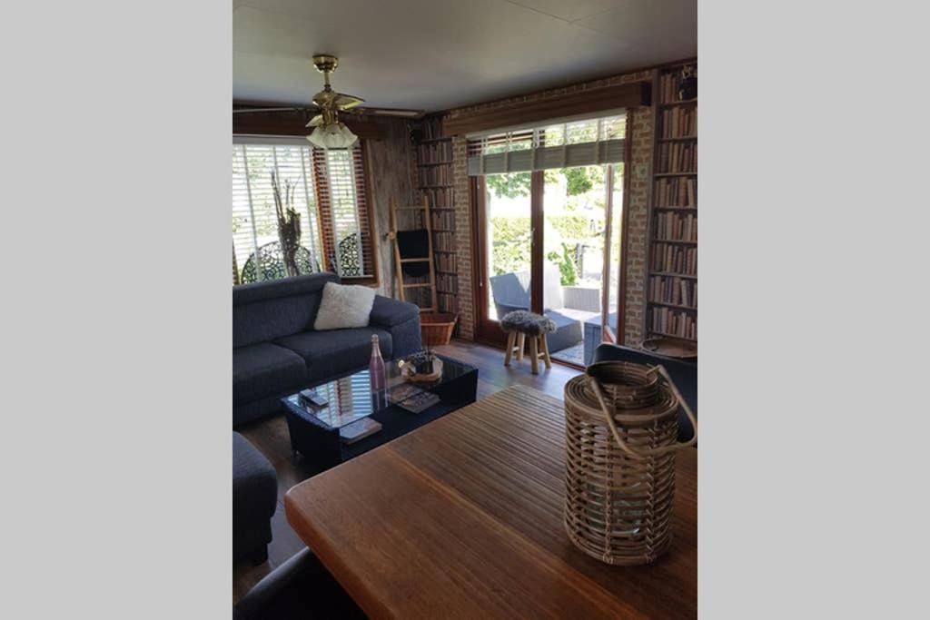 Stuyvesanthof scheldeoord chalet 710 view 5